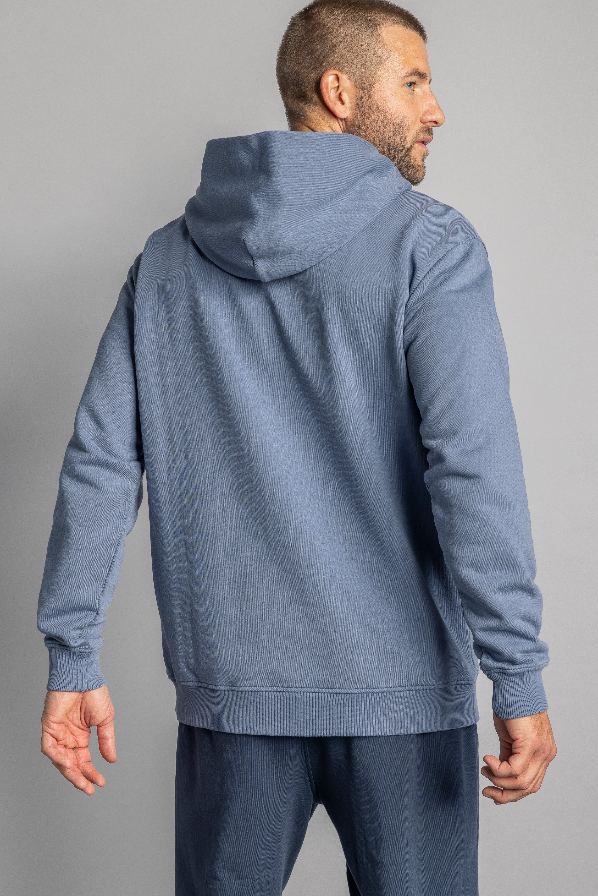 Blauer Hoodie Premium Blank aus 100% Bio-Baumwolle von DIRTS