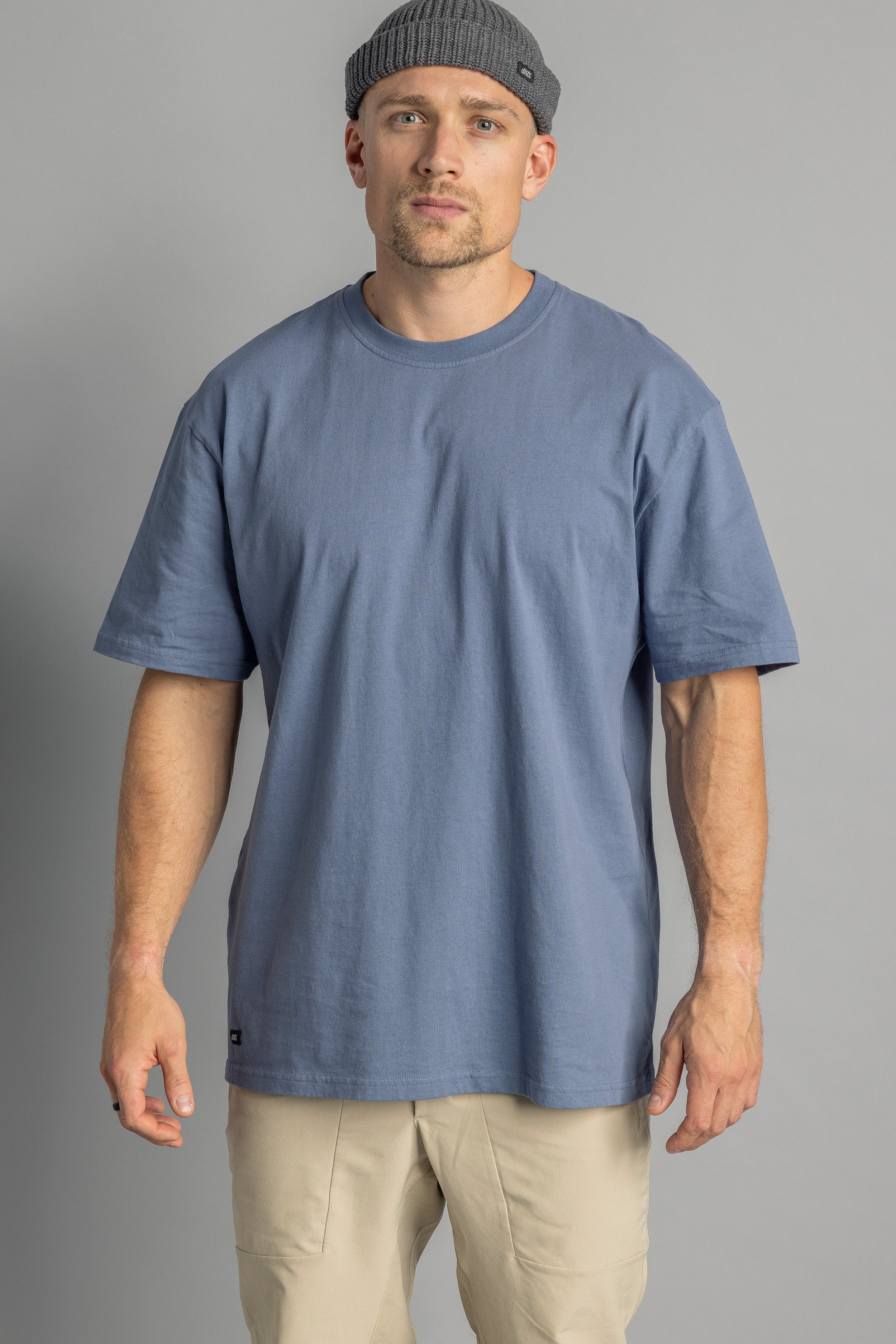 Blue oversized T-shirt made from recycled cotton by DIRTS