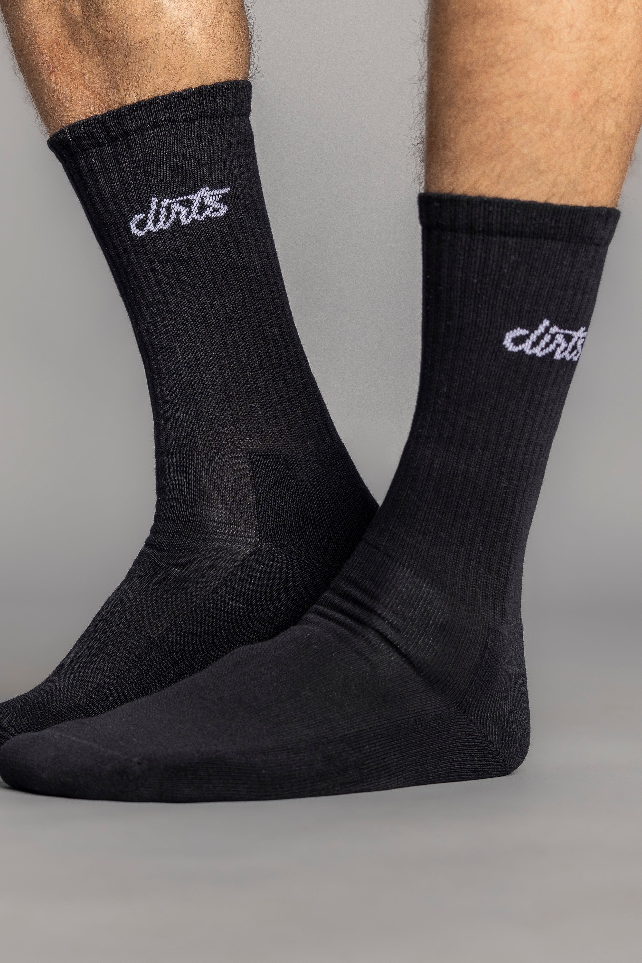Chaussettes noires Classic Logo en coton biologique de DIRTS