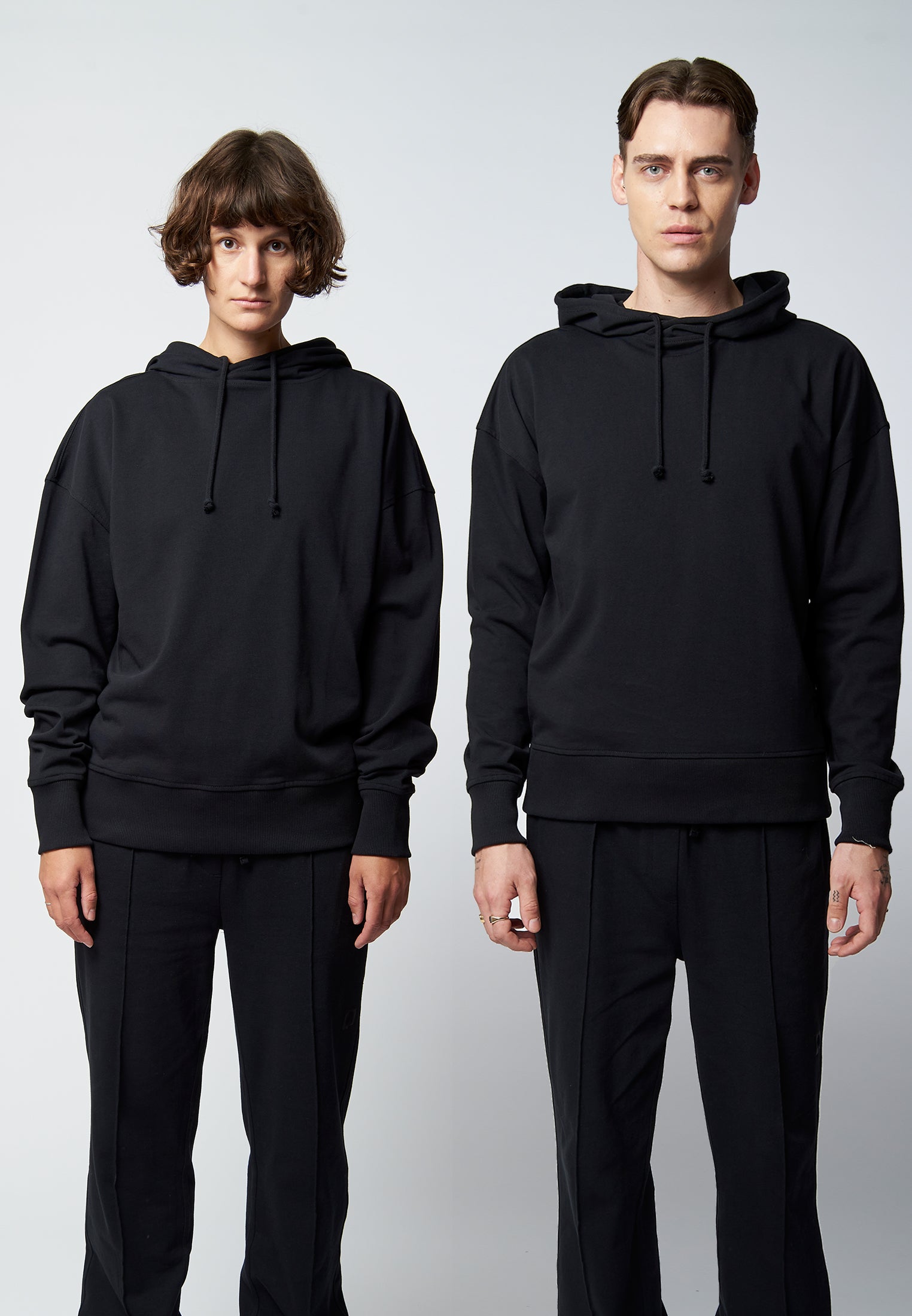 FERN black oversized hoodie