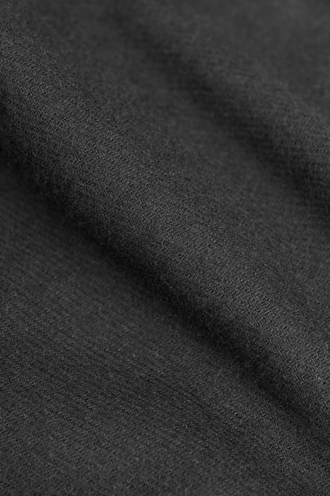 Schwarzes Hemd aus 100% Bio Baumwolle von Rotholz