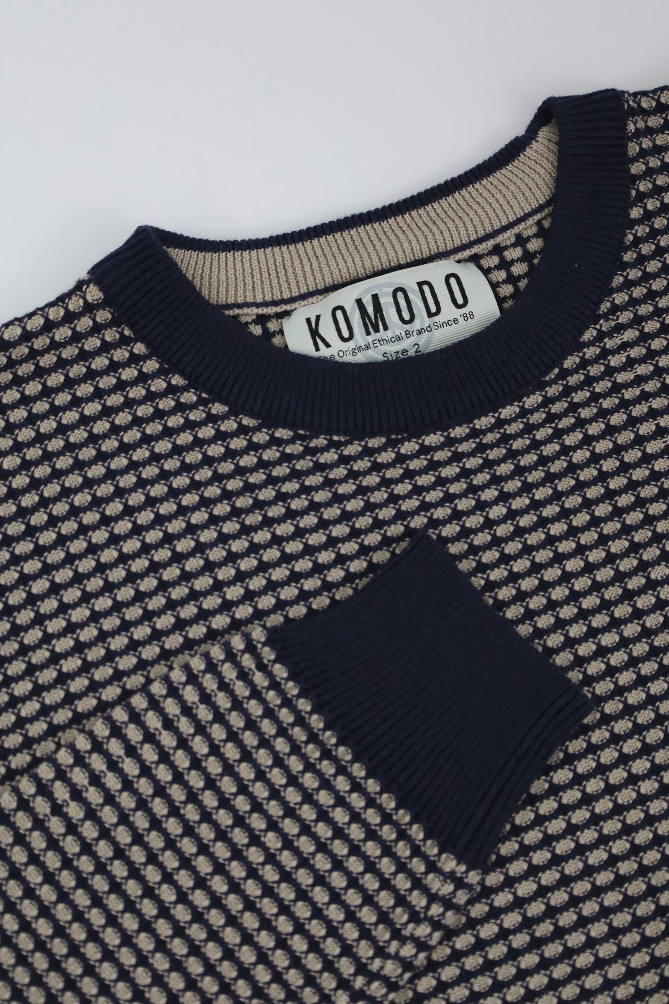 Bunter Sweater HASAN aus 100% Bio-Baumwolle von Komodo