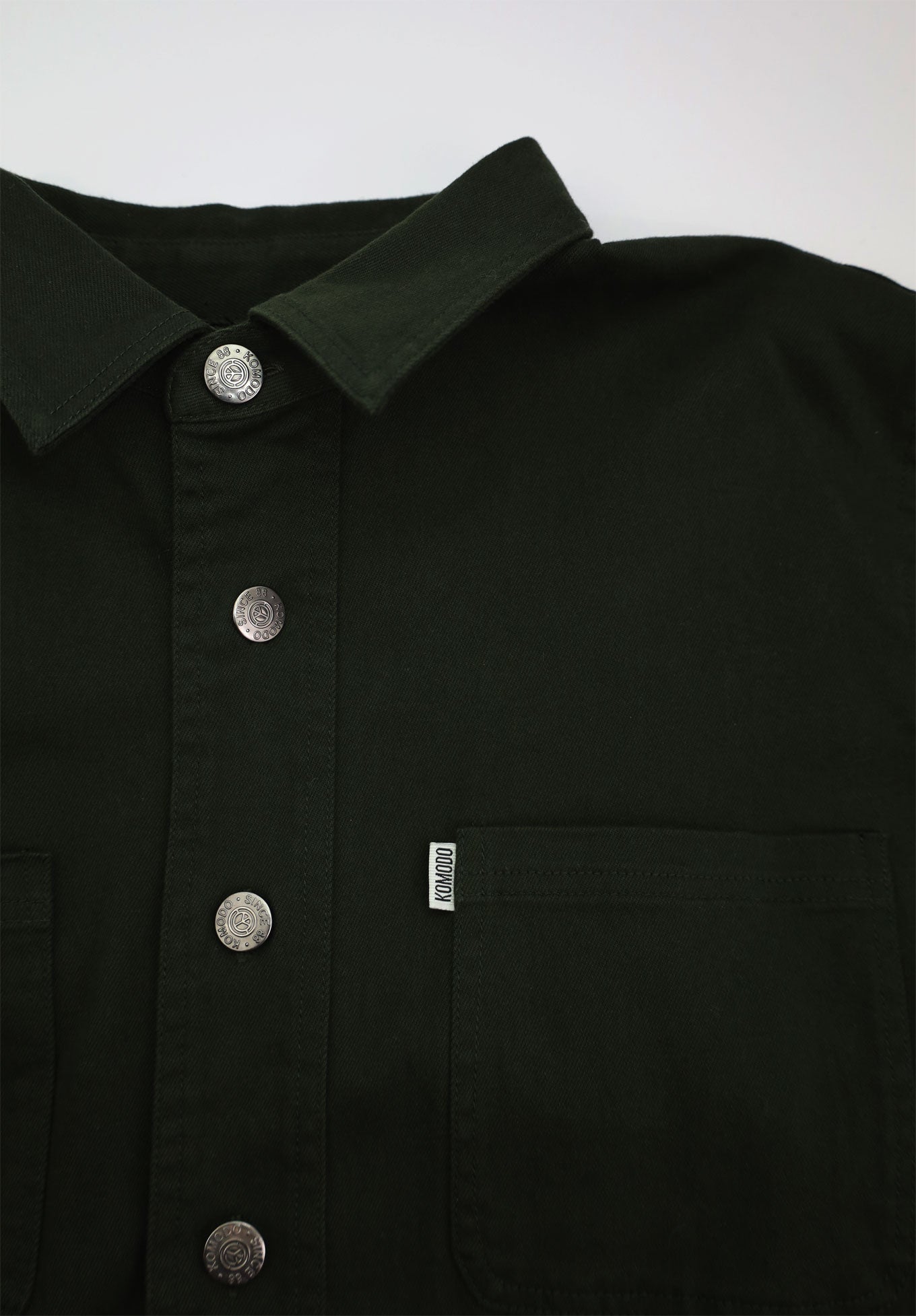 Dunkelgrünes Hemd JEAN aus Bio-Baumwolle von Komodo