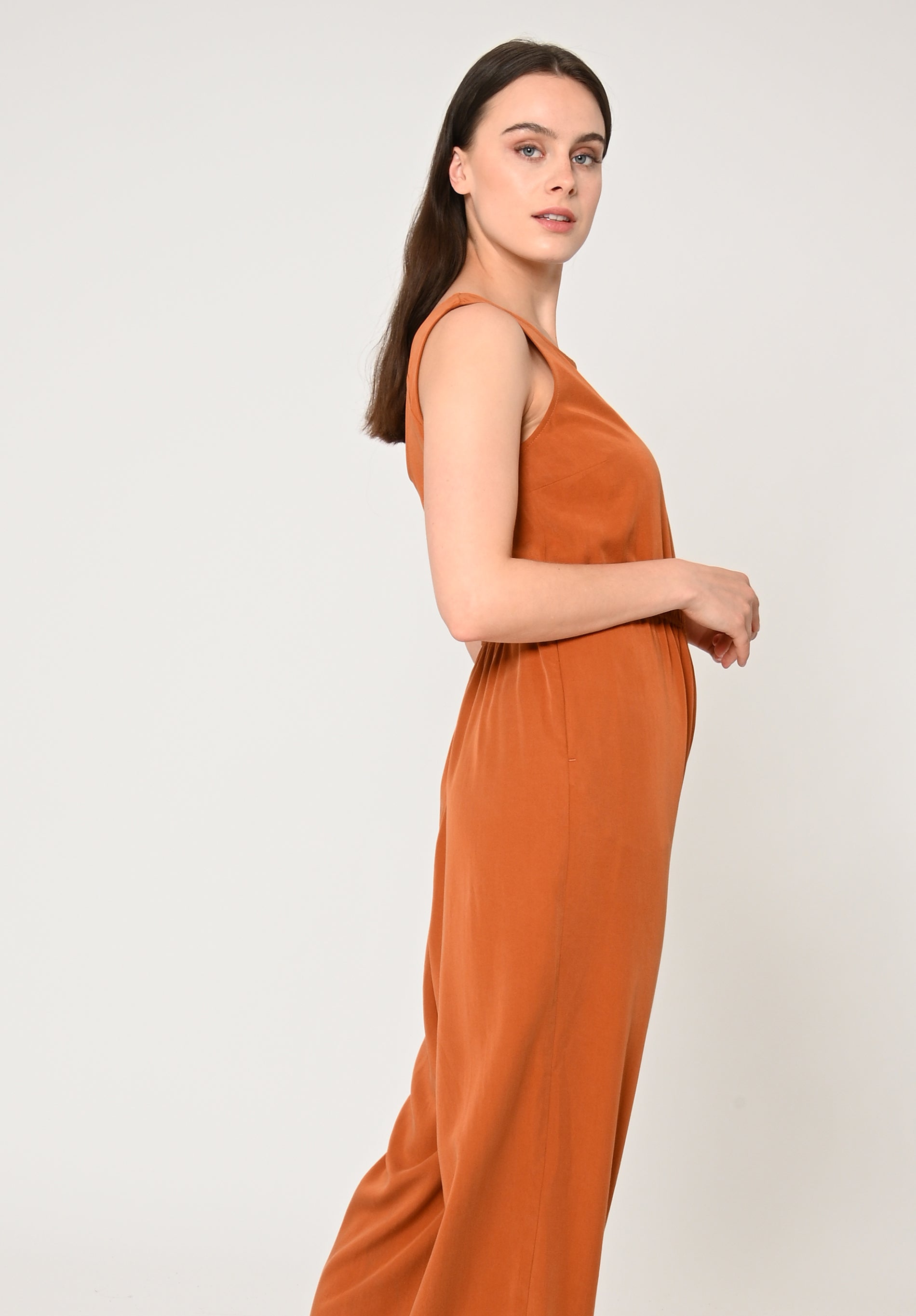 Sustainable jumpsuit STAINE in Dark Amber by LOVJOI made of TENCEL™ (ST)
