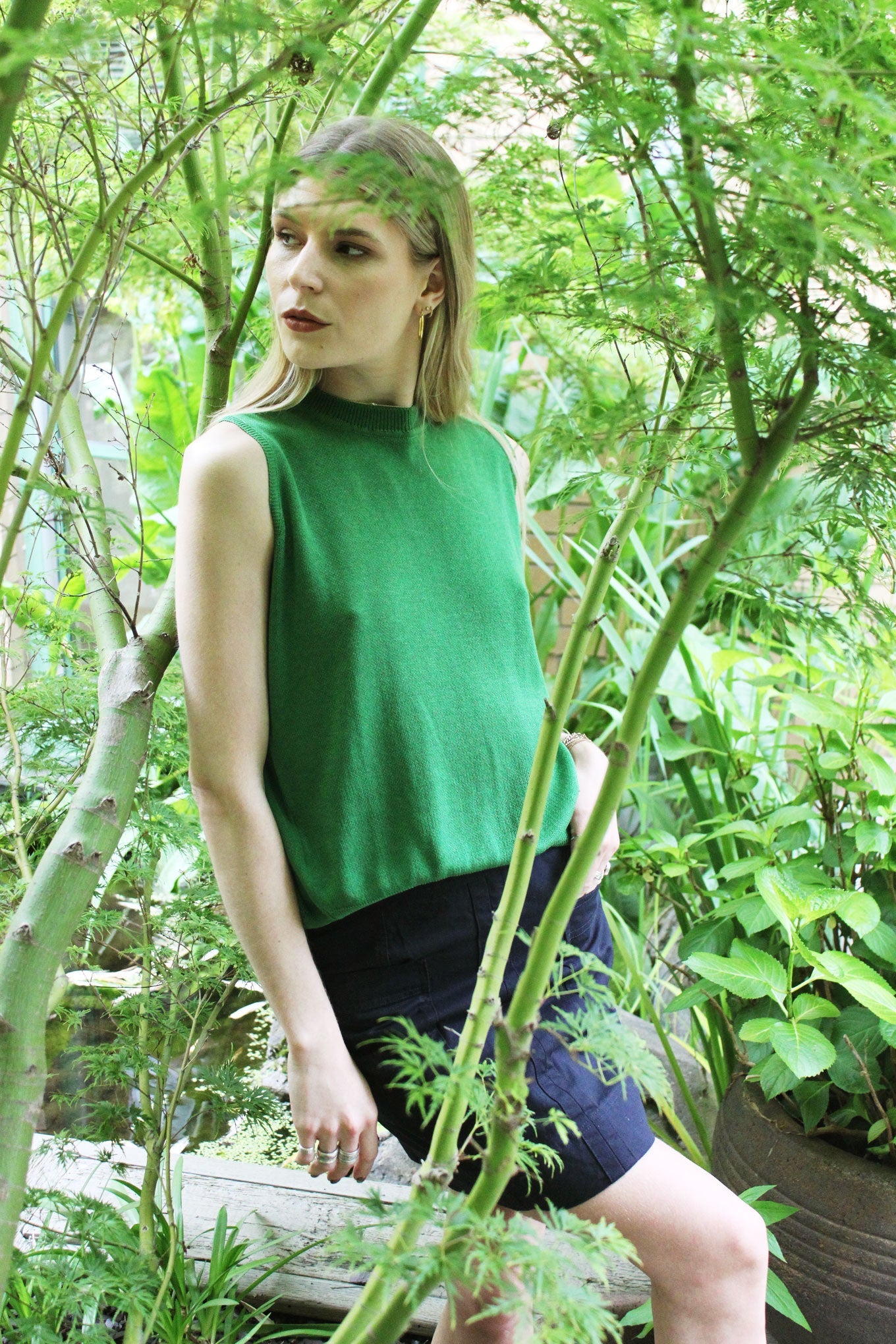 Grüne Weste MILA aus Bio-Baumwolle von Komodo