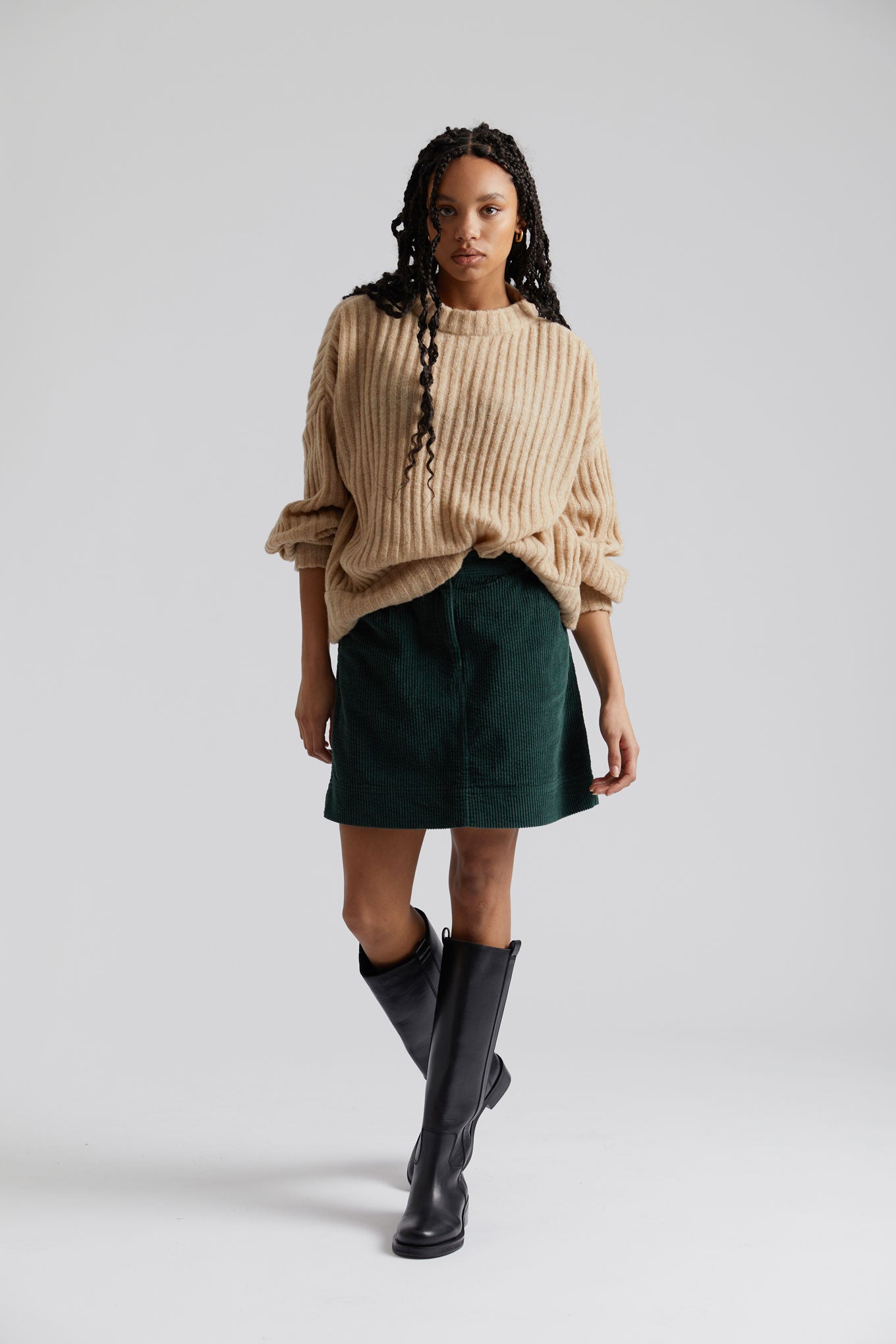 Dark green corduroy mini skirt LEONI made of 100% organic cotton from Komodo