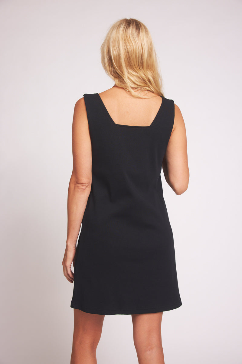 Black Benita dress made of organic cotton from Baige the Label