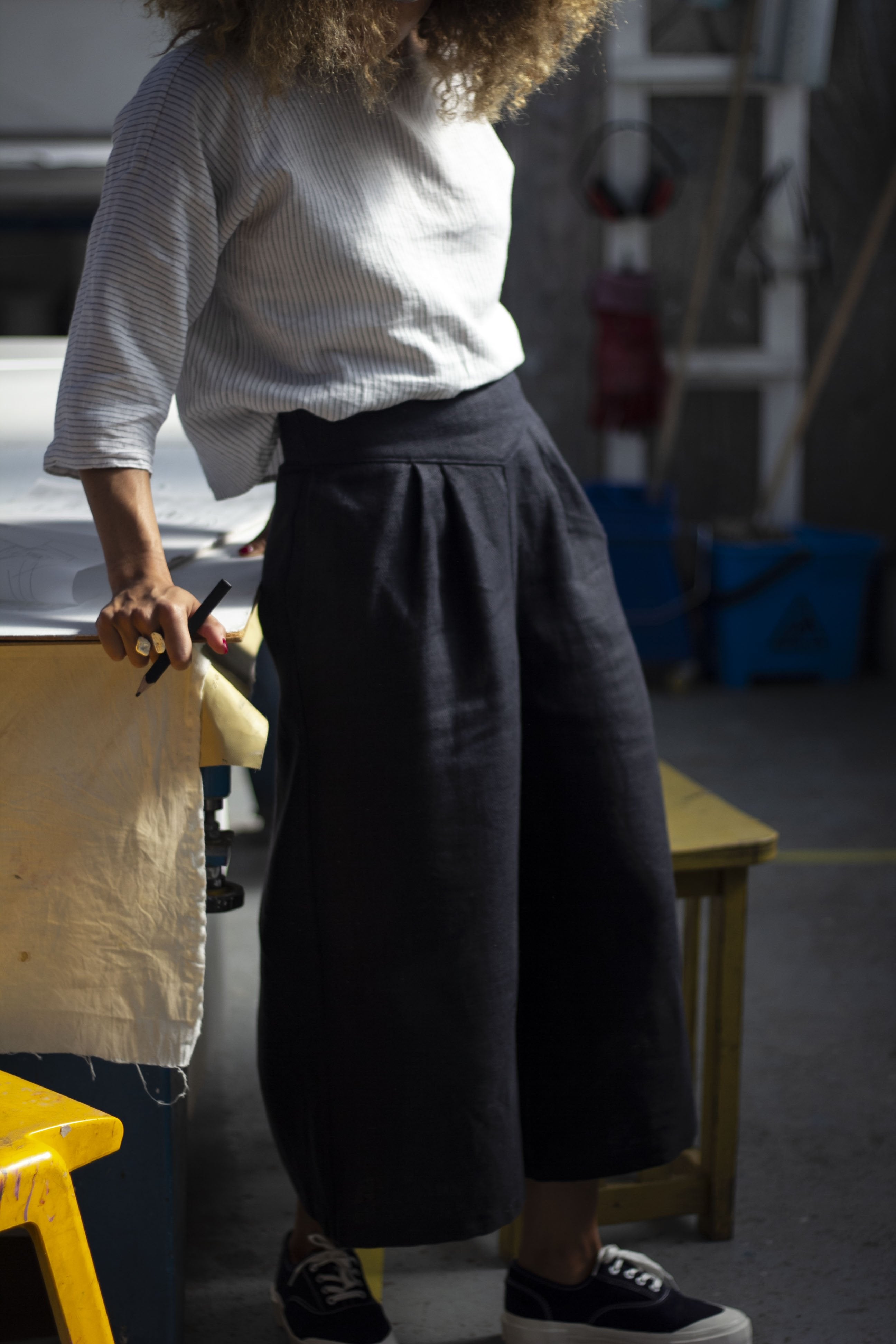 Custom-made, wide trousers made from 100% linen