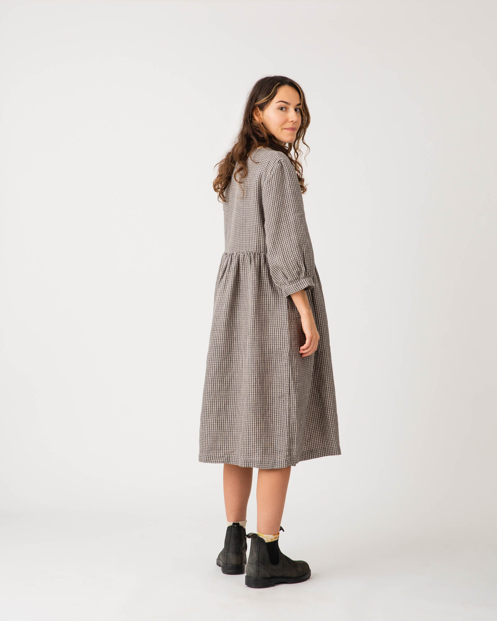 Gray linen vichy dress from Matona