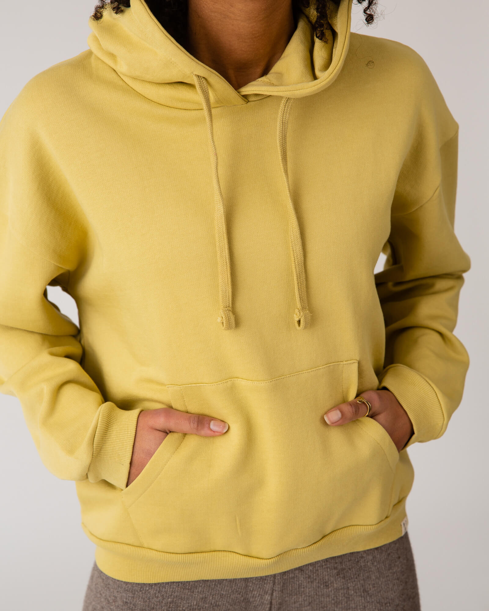 Yellow hoodie citrona made of 100% cotton from Matona