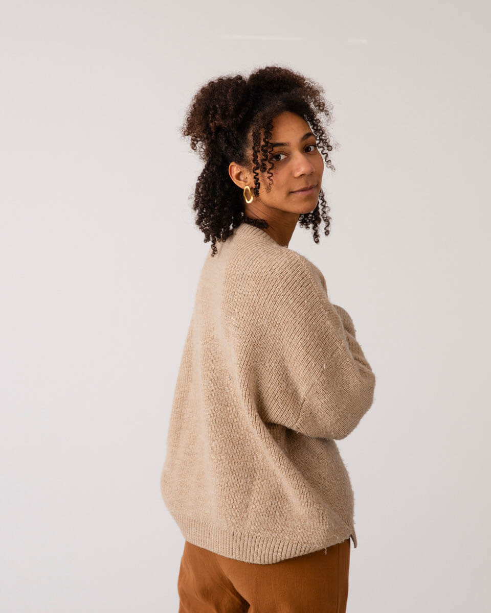 Beige, knitted sweater camel made of merino and alpaca yarn from Matona