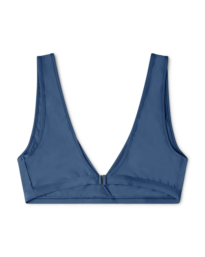 Blaues Bikini Top dove blue aus ECONYL® Regenerated Nylon von Matona