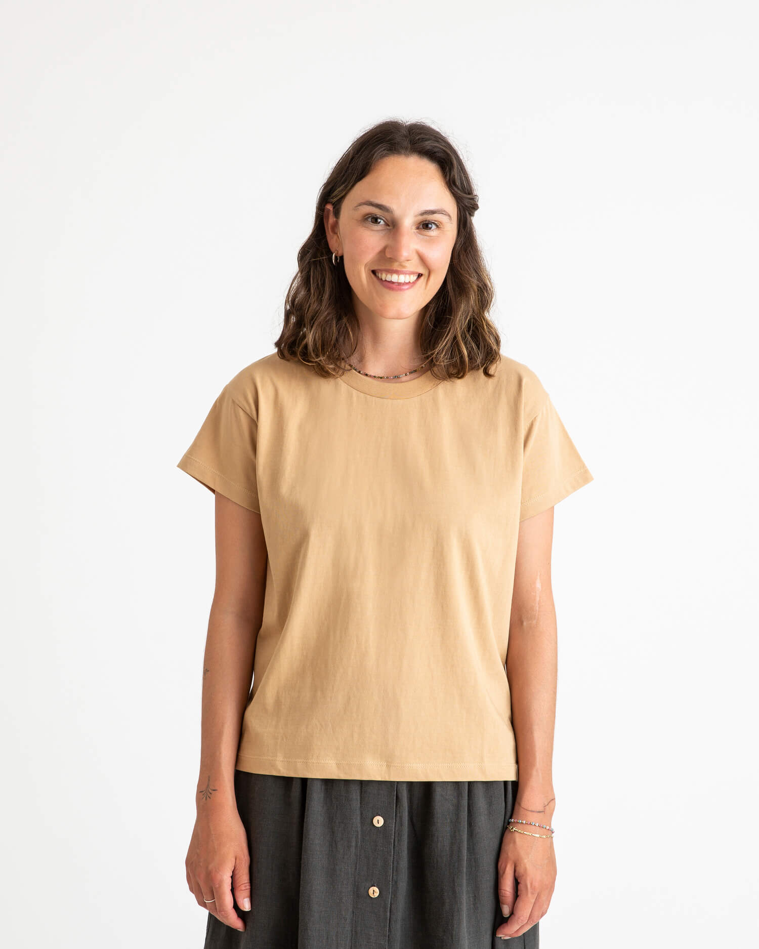 Light brown Essential T-shirt made from 100% organic cotton from Matona