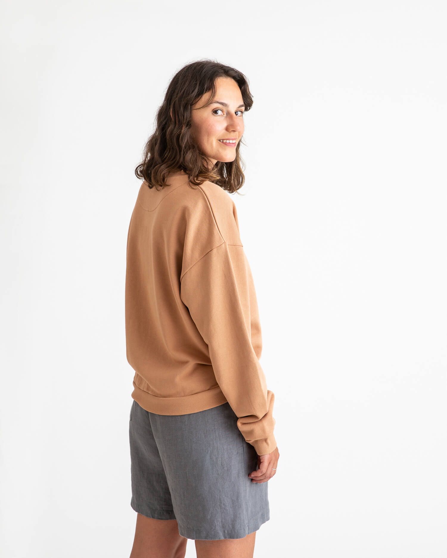 Hellbrauner Sweater aus 100% Bio-Baumwolle von Matona