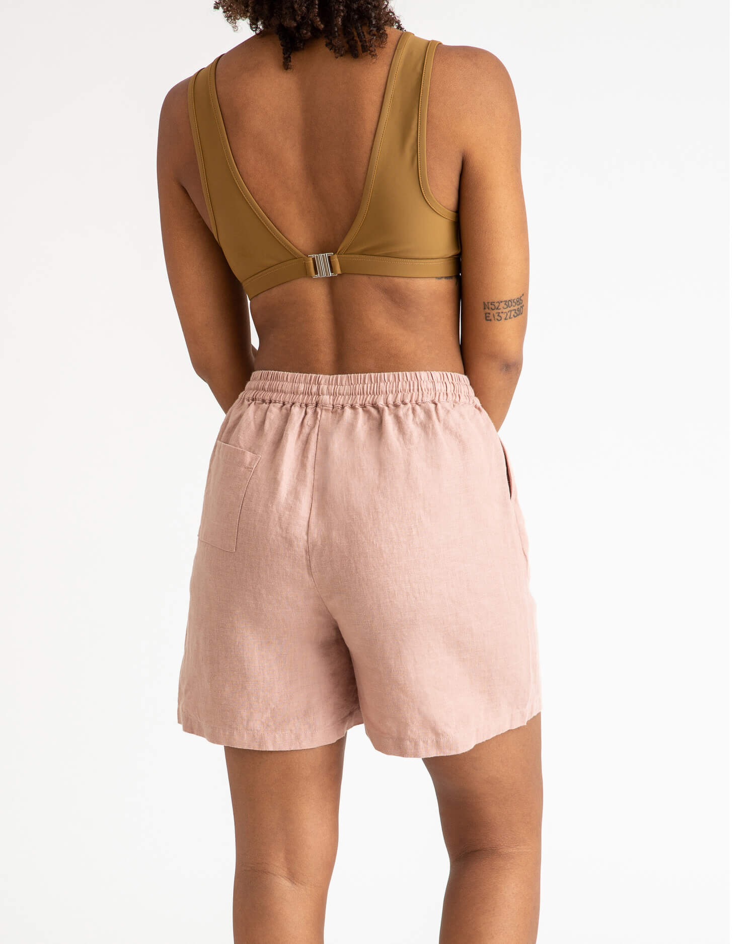Rosé Shorts aus Leinen von Matona