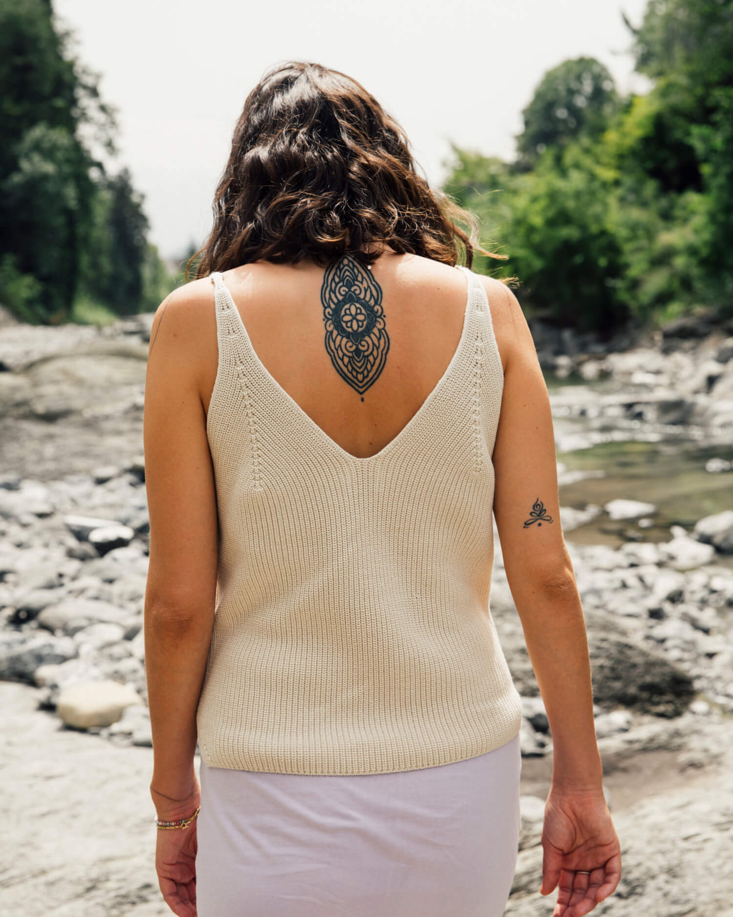 White, knitted tank top made from 100% organic cotton from Matona