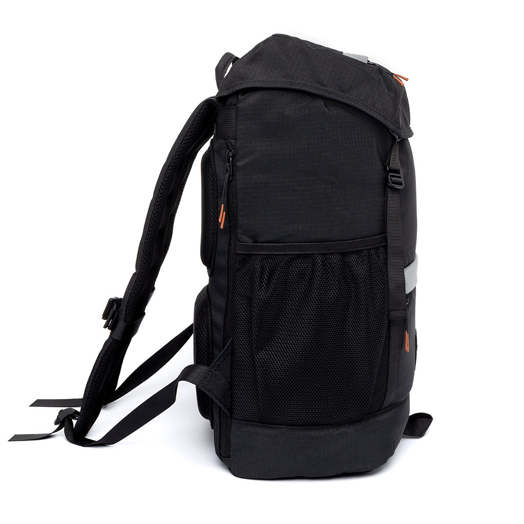Black Mountain Vandra backpack made from recycled PET from Lefrik