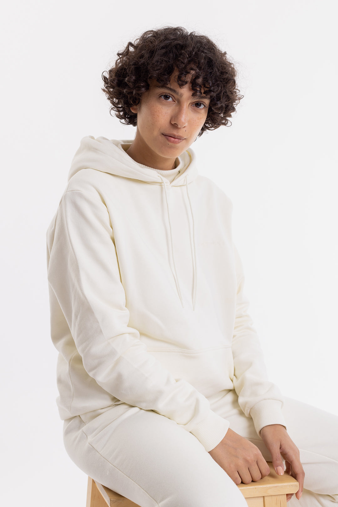 Logo hoodie made of organic cotton white