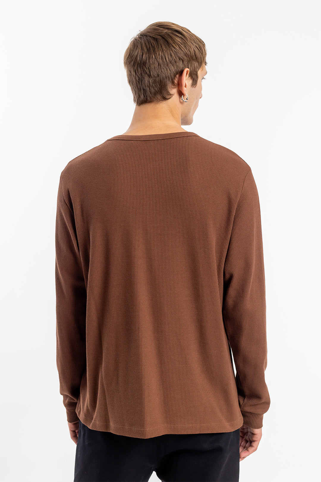 Chemise gaufrée marron à manches longues en coton biologique de Rotholz