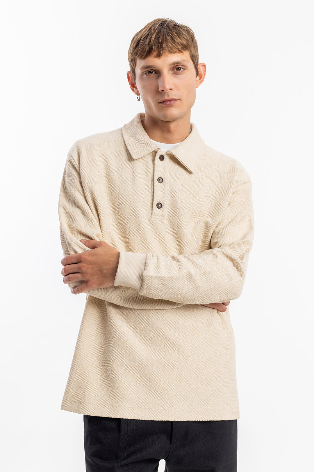 Beige, long-sleeved polo shirt made of organic cotton from Rotholz