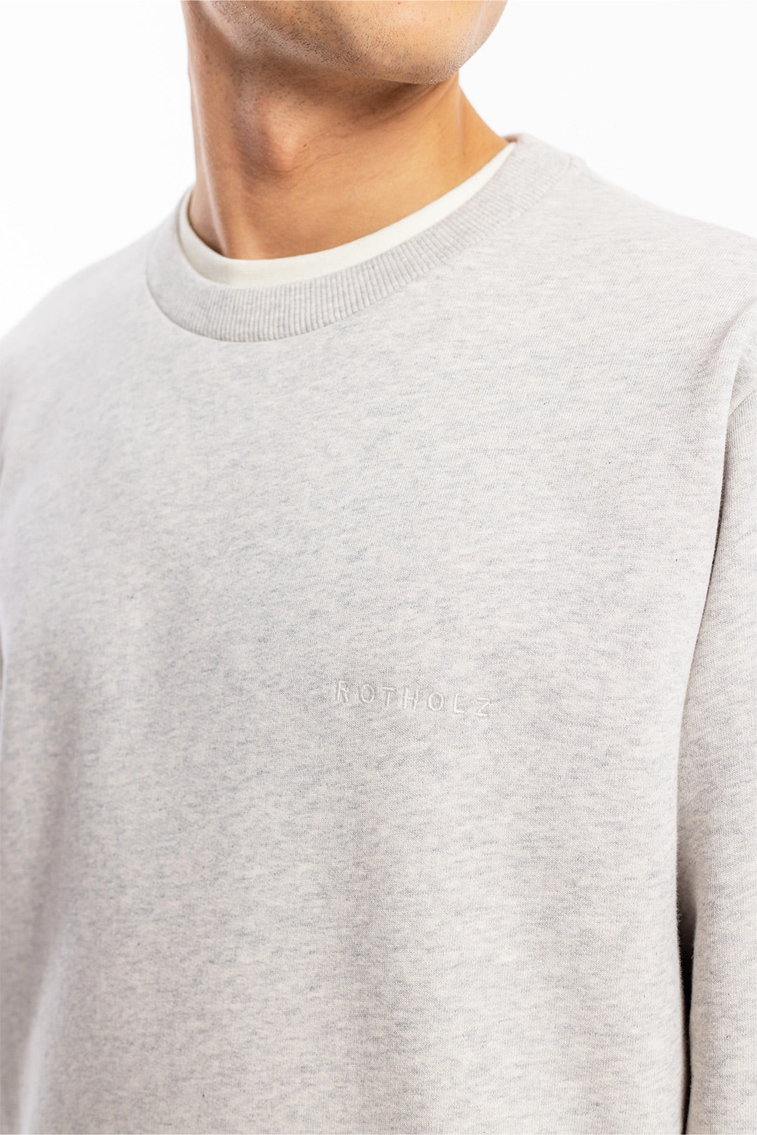 Hellgrauer Sweater Logo aus Bio-Baumwolle von Rotholz
