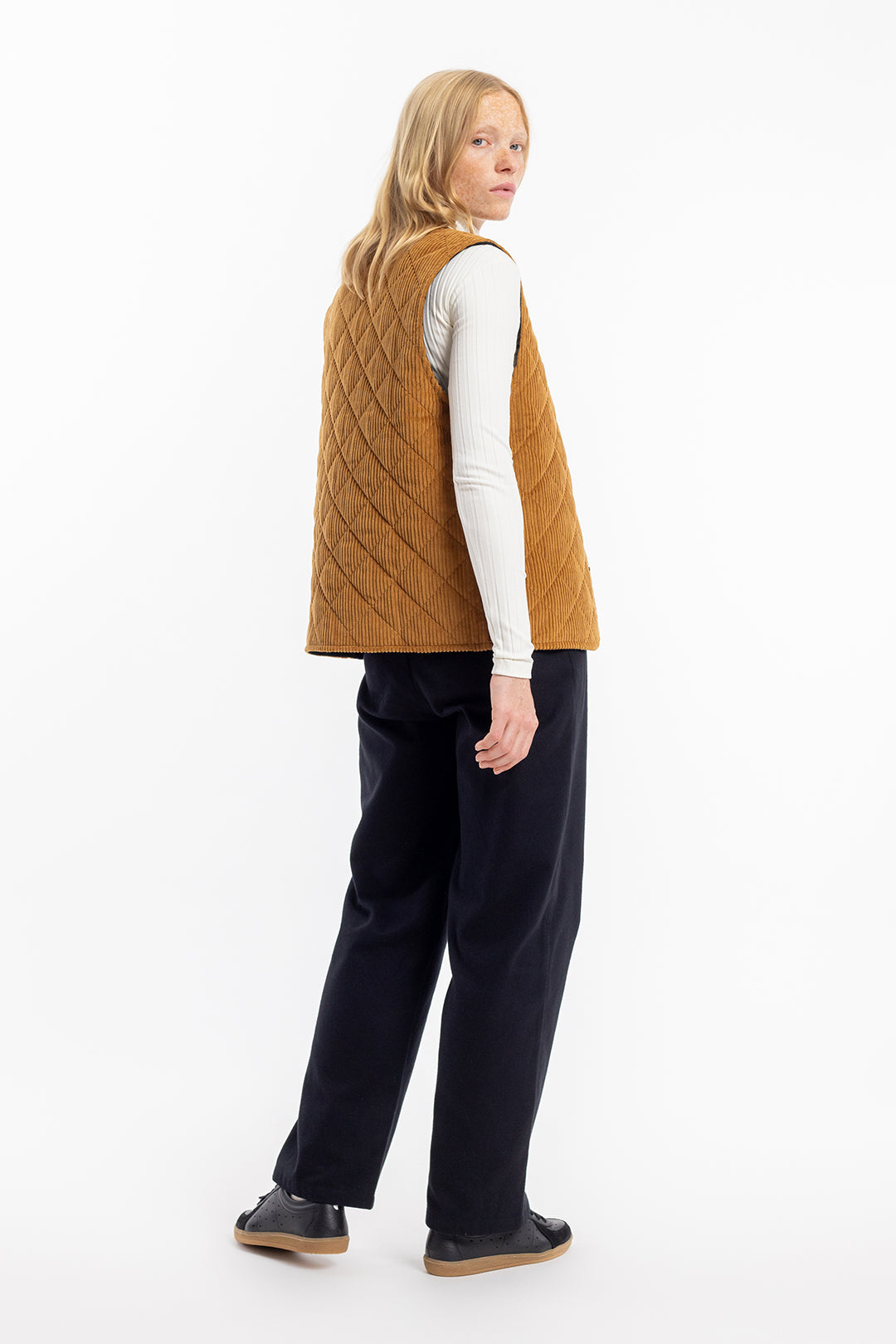 Toffee, quilted corduroy vest made from organic cotton &amp; recycled PET from Rotholz