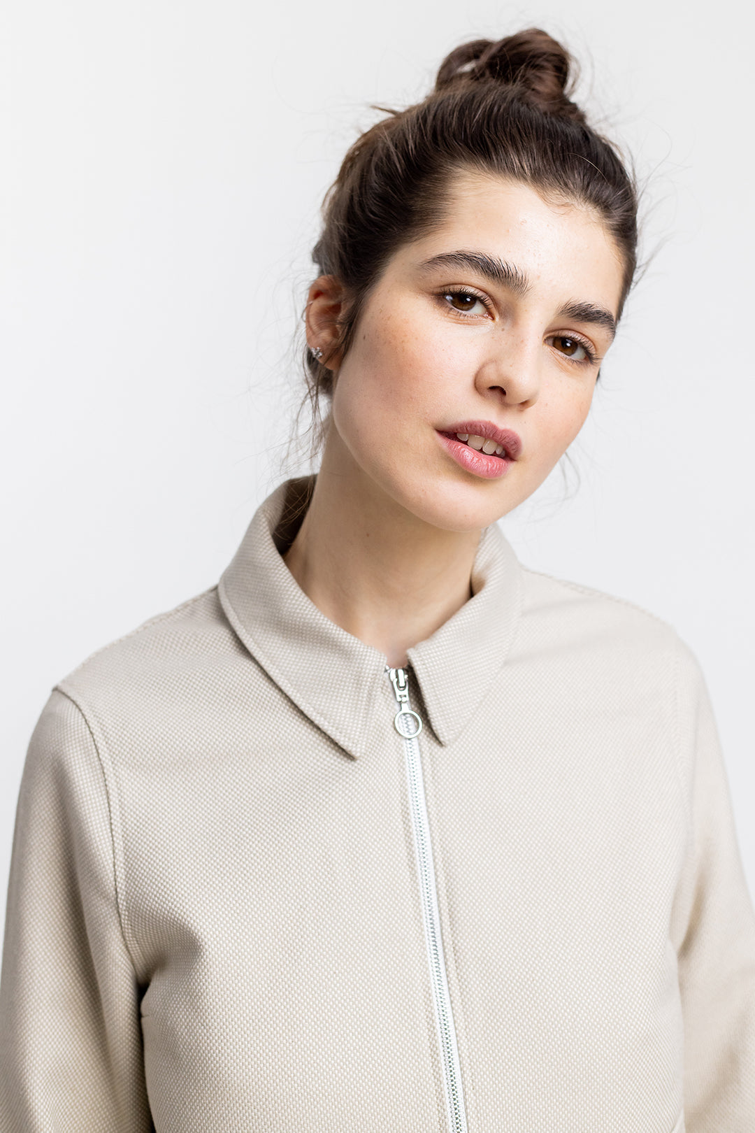 Beige, short jacket made from 100% organic cotton from Rotholz