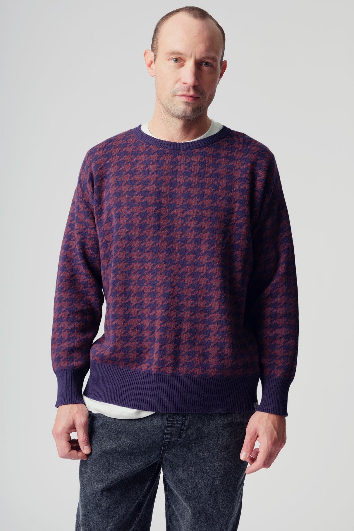 Bunt karierter Sweater SACHIO aus 100% Bio-Baumwolle von Komodo
