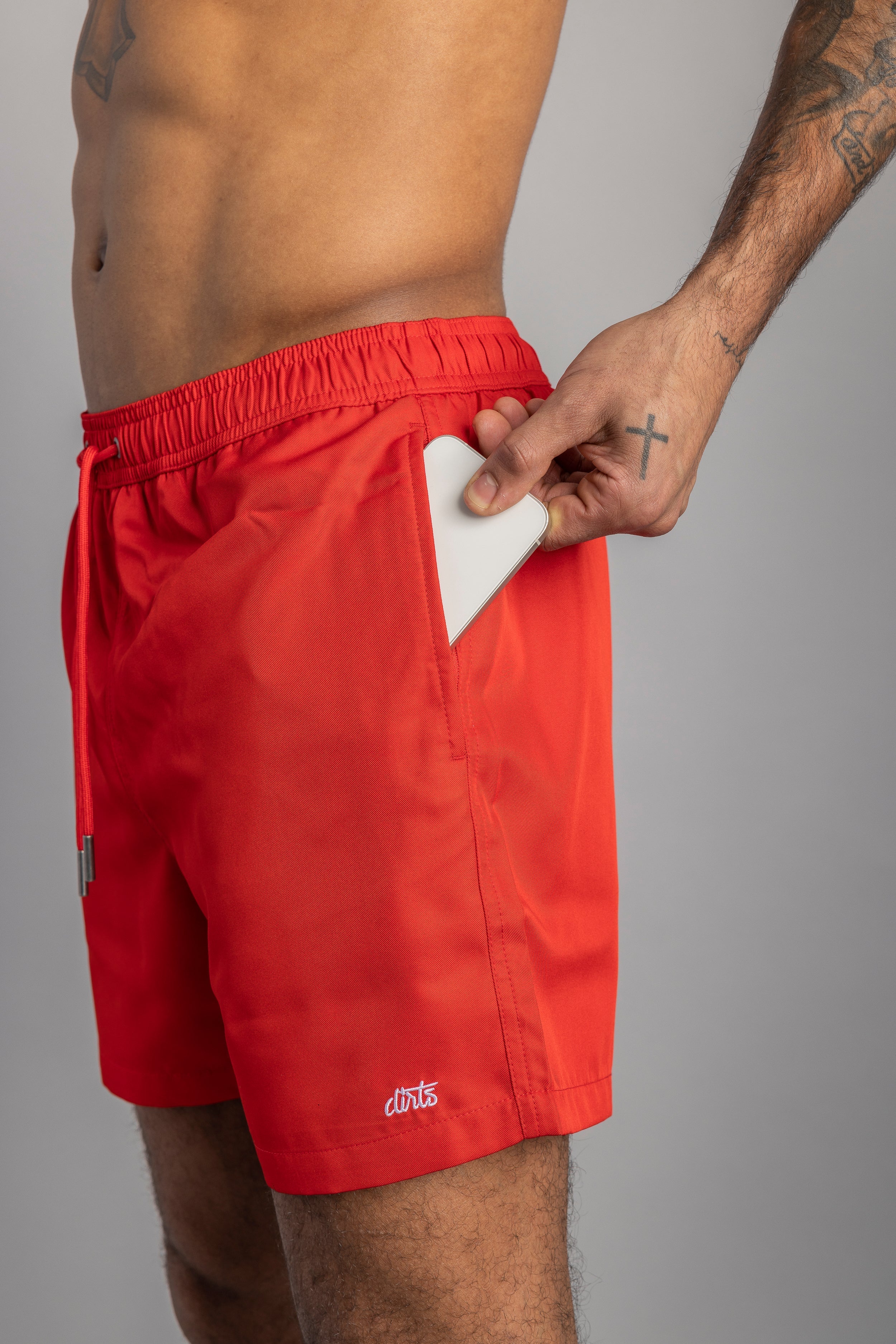 Rote recycelte Swimshorts RPET aus 100% Polyester von DIRTS