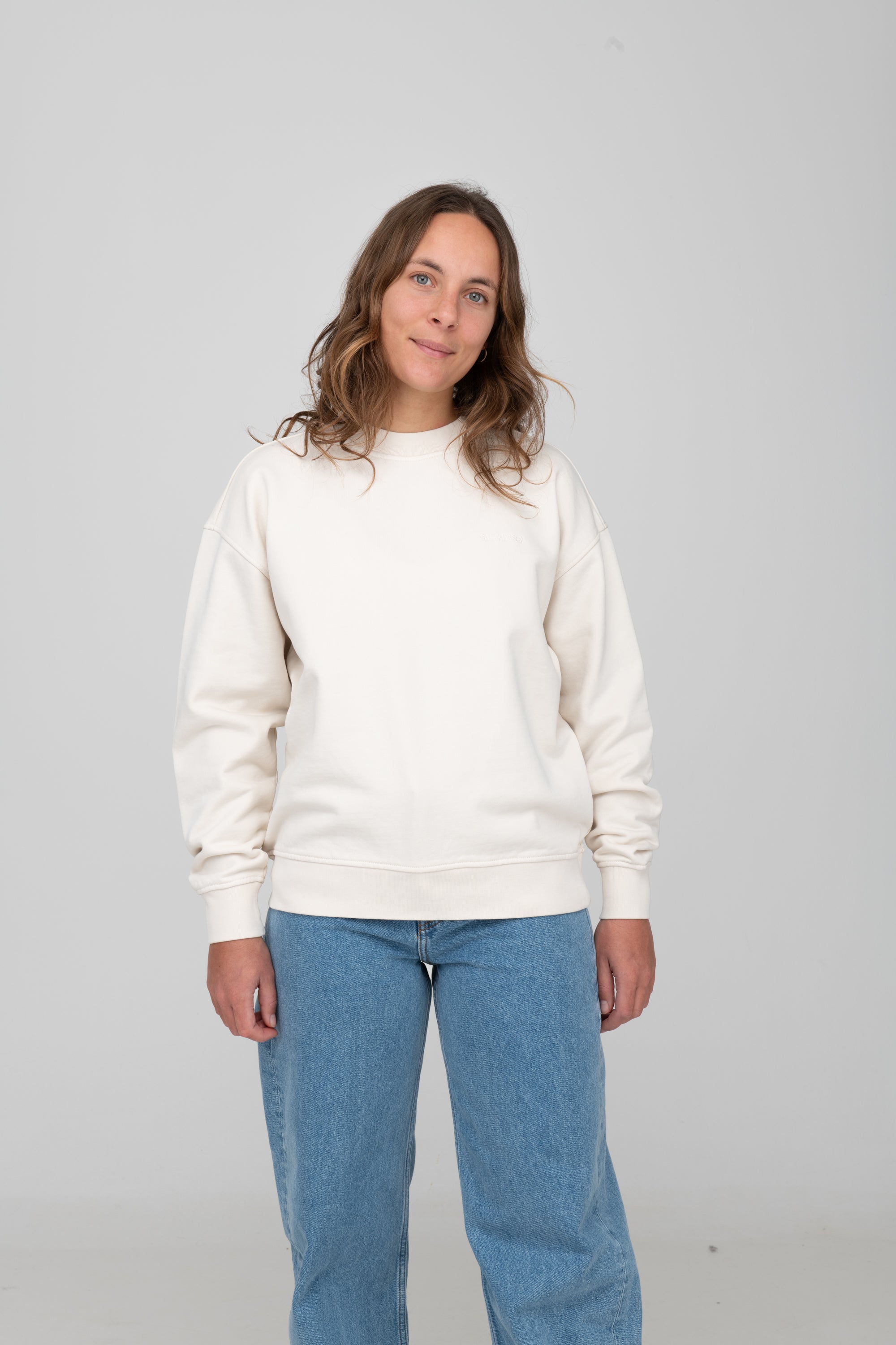 auffallender Sweater in Off-White bei SALZWASSER zu kaufen