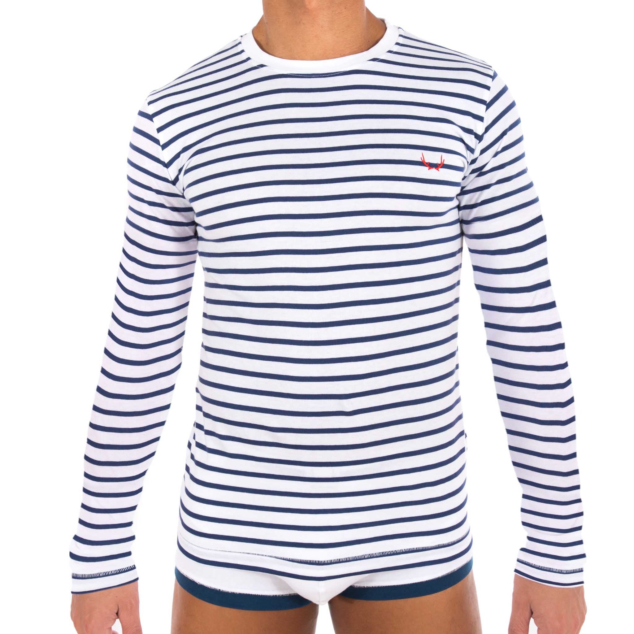 White and blue striped, long-sleeved T-shirt made of organic cotton from Bluebuck