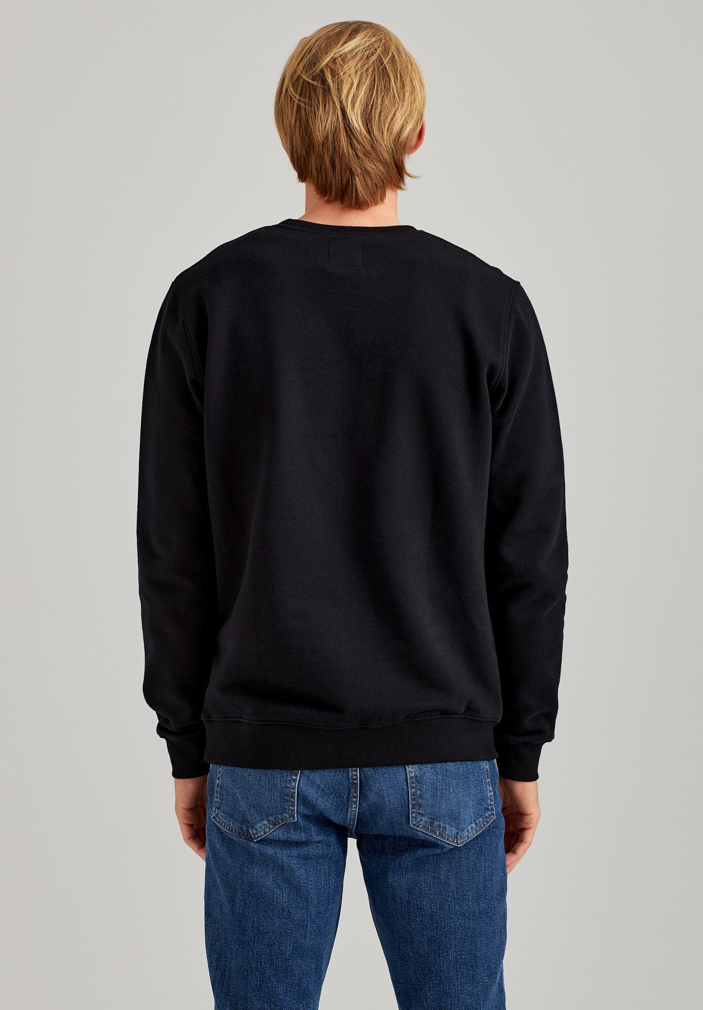 Black sweater TT1029 made of 100% organic cotton from Thokkthokk Sweater