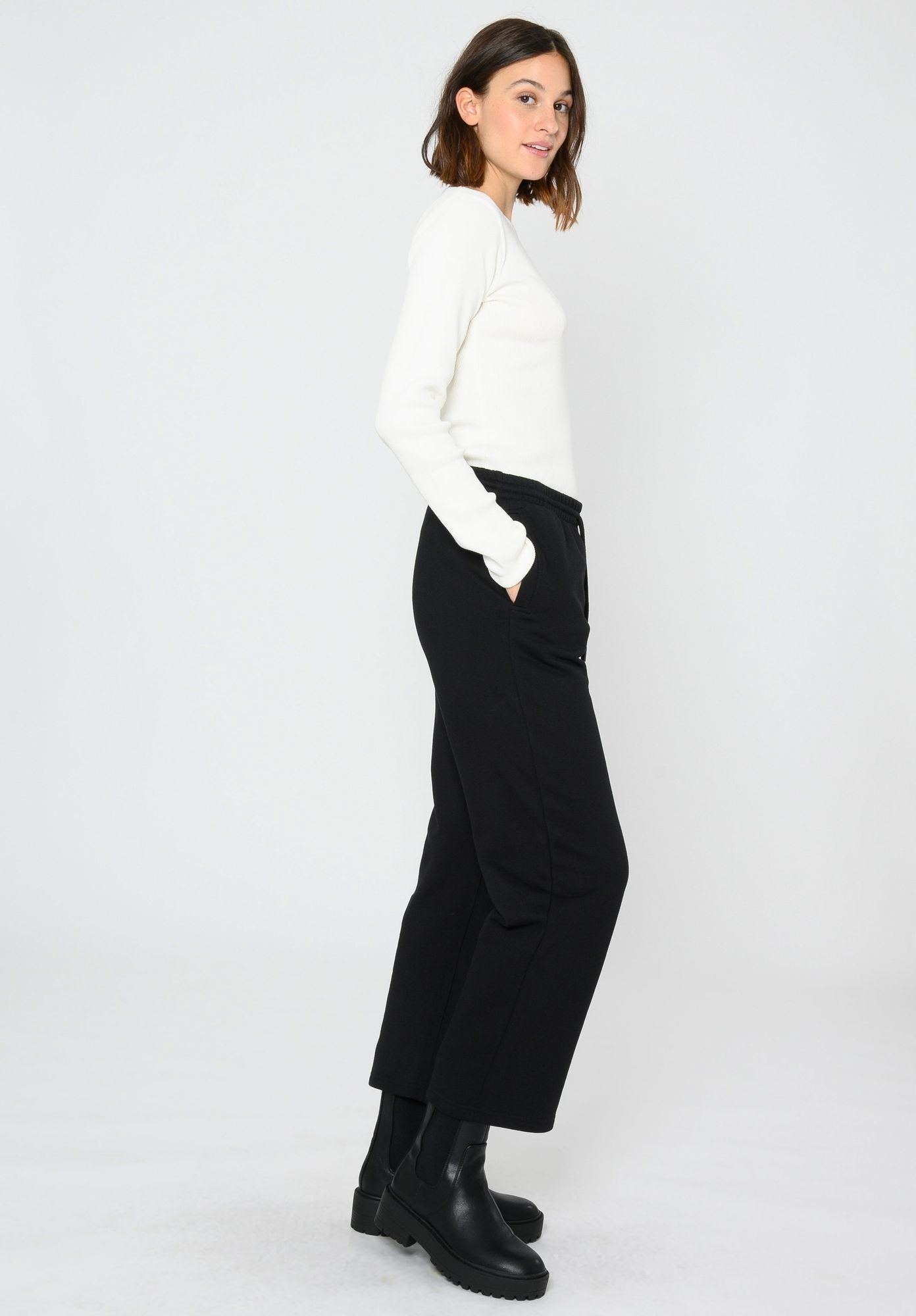 Jogging pants in black made of cotton by ThokkThokk (S)