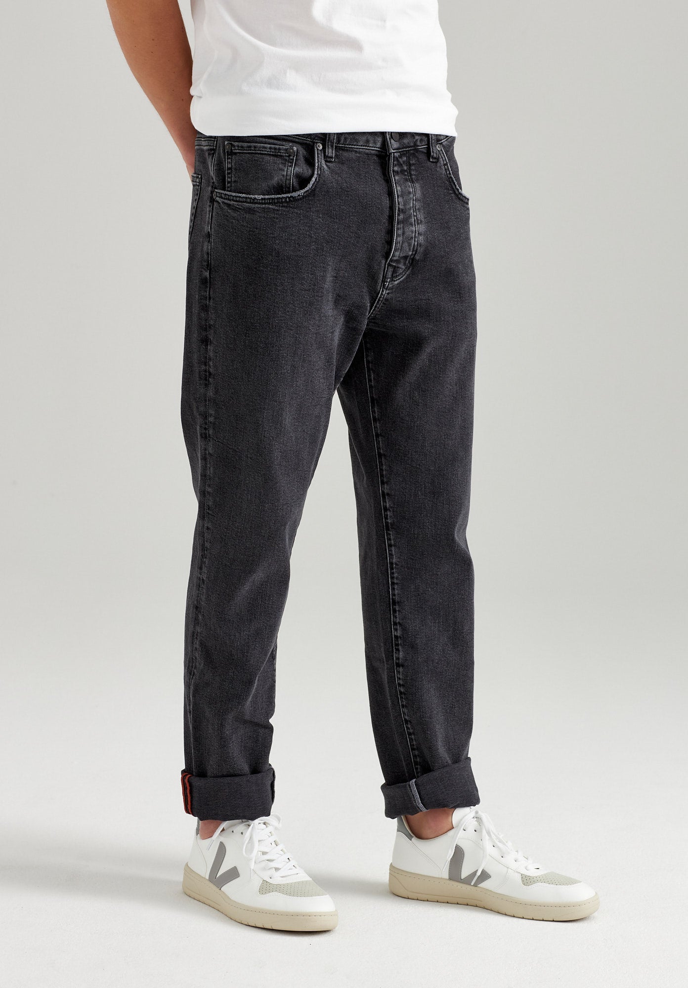 Schwarze Jeans TT205 aus Bio-Baumwolle von Thokkthokk