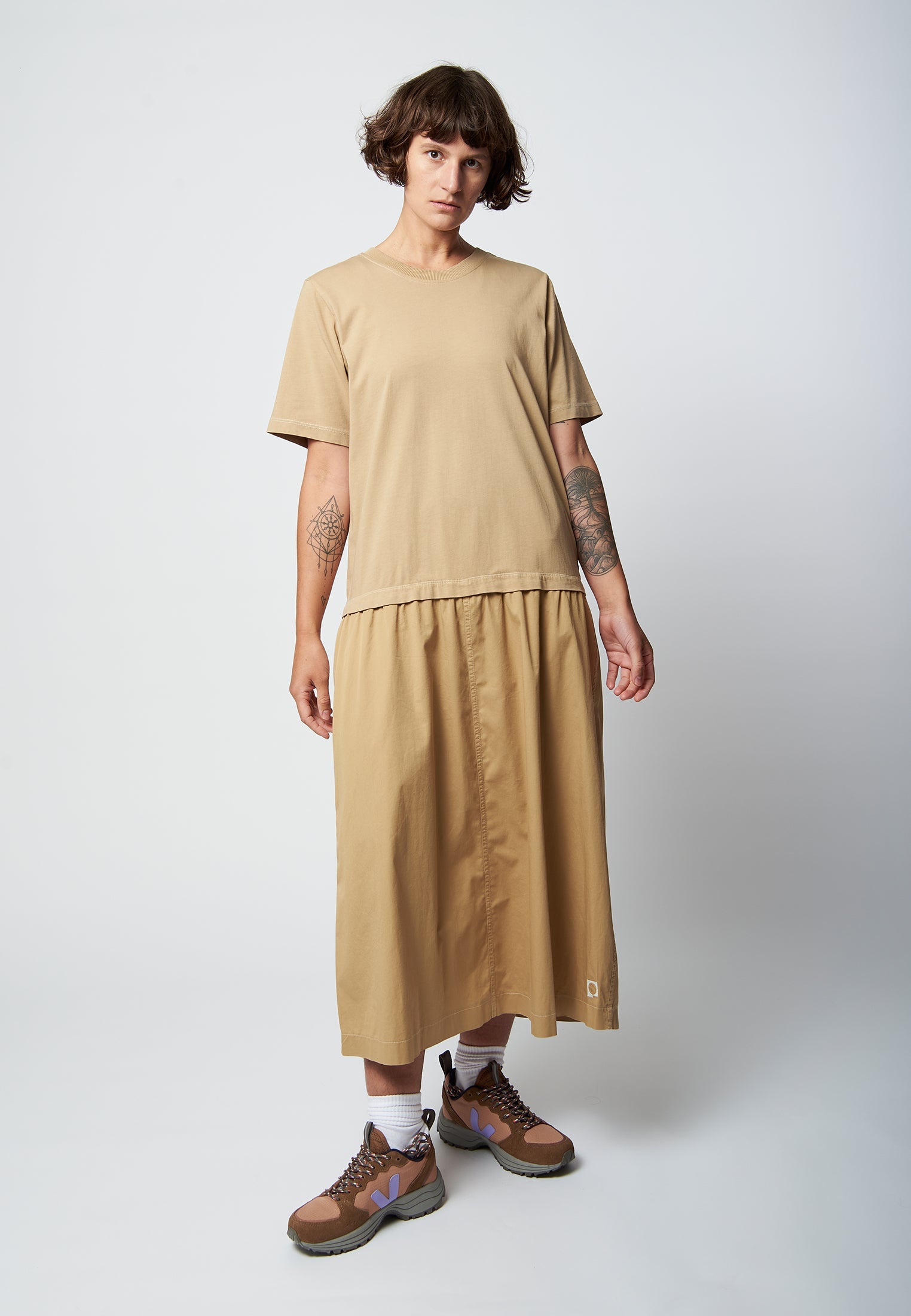 SPORTY TARA brown t-shirt dress