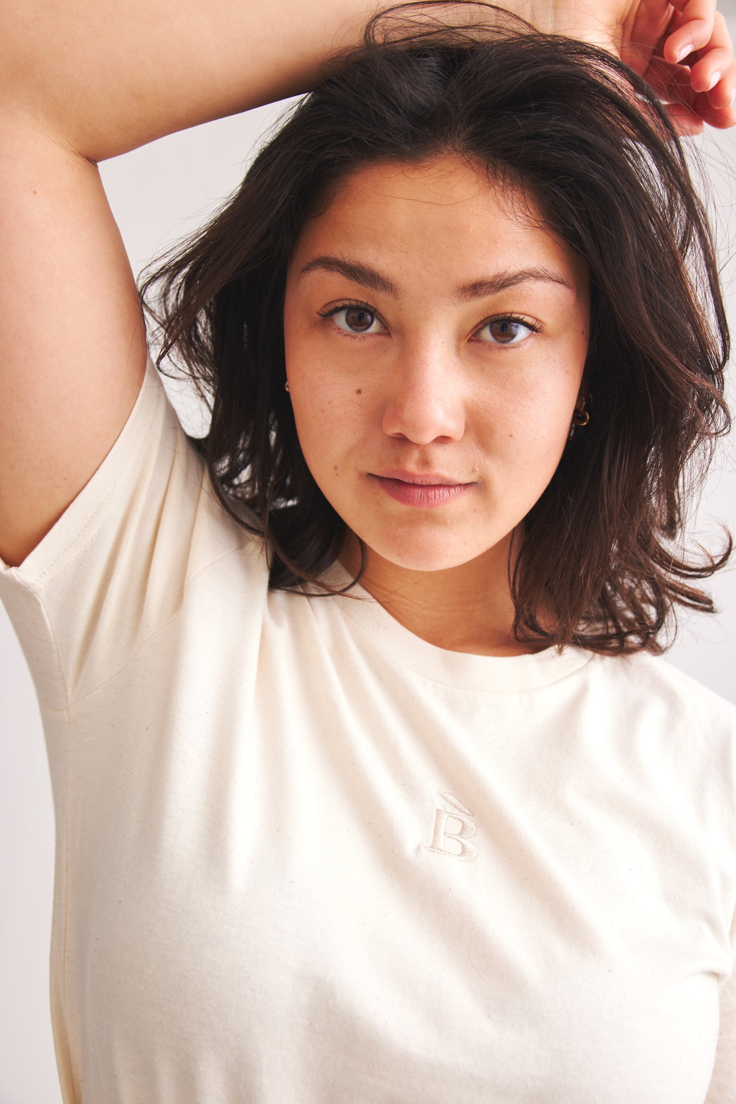 Naturfarbenes T-Shirt B-Stick aus 100% Bio-Baumwolle von Baige the Label