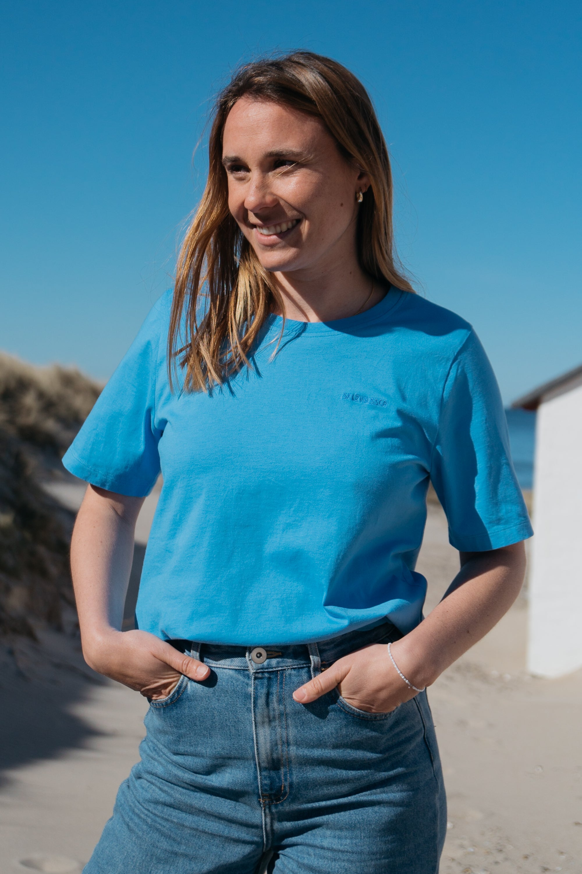 T-shirt Lova bleu clair en coton biologique de Salzwasser
