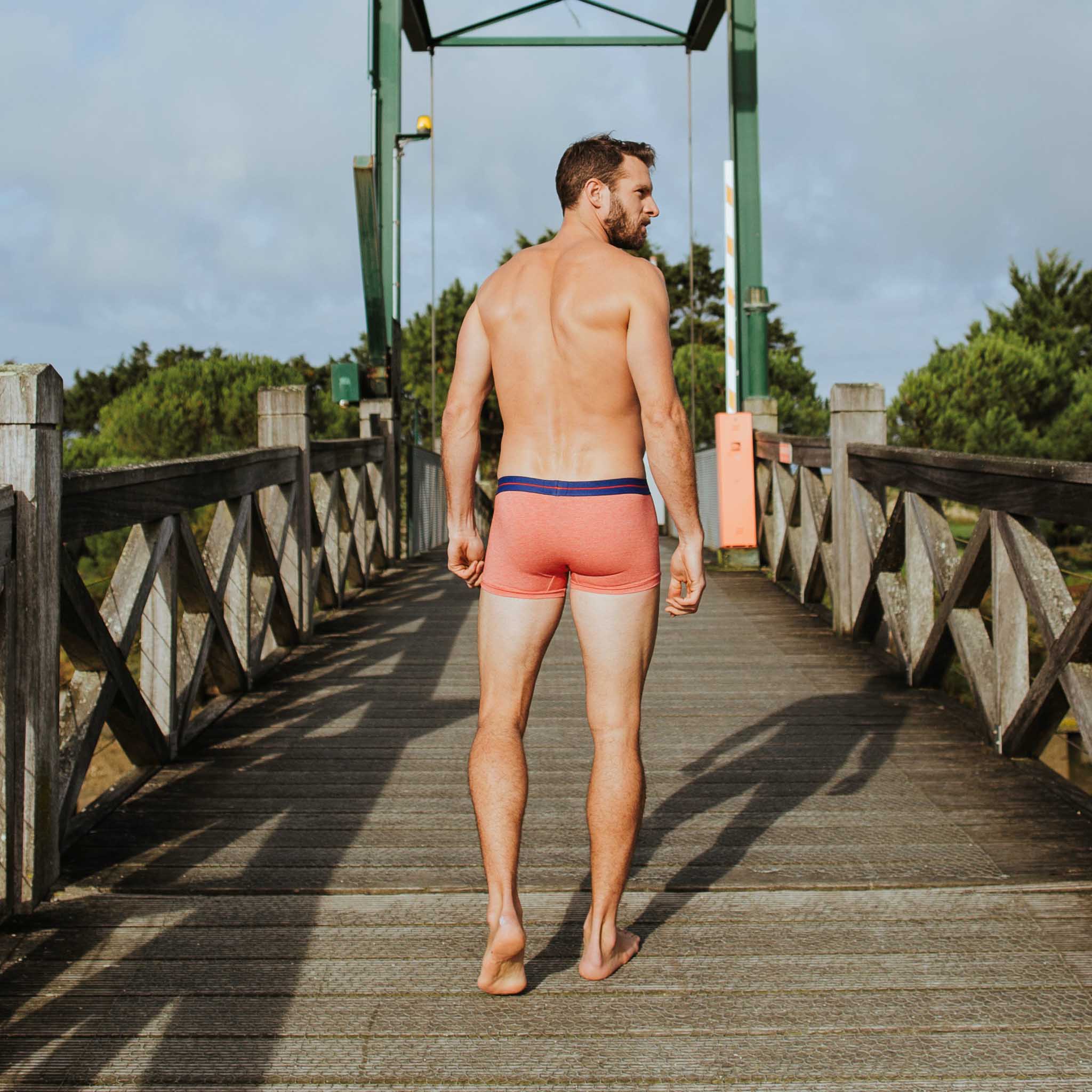 Red boxer shorts made of organic cotton and Seaqual from Bluebuck
