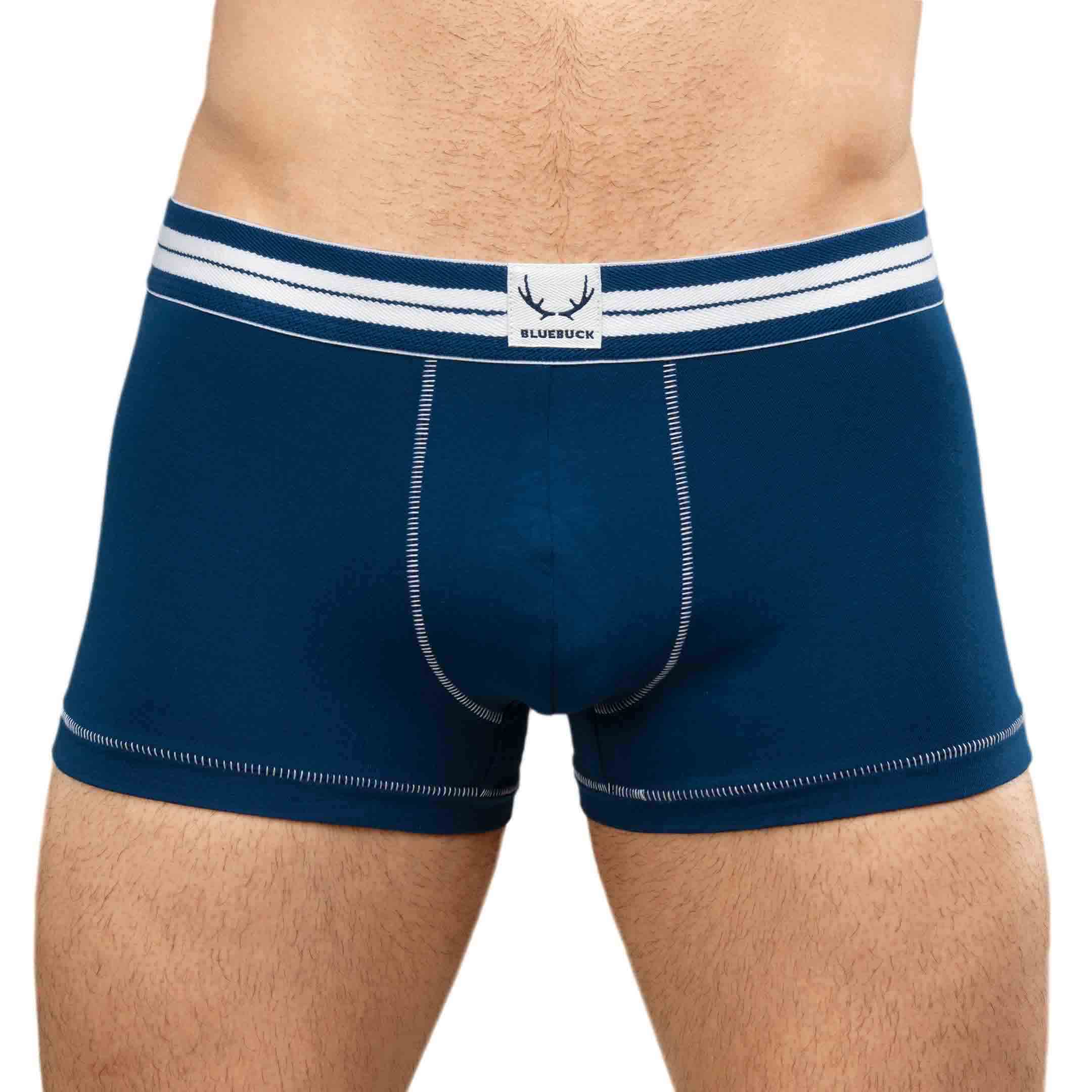 Dark blue boxer shorts made of organic cotton from Bluebuck