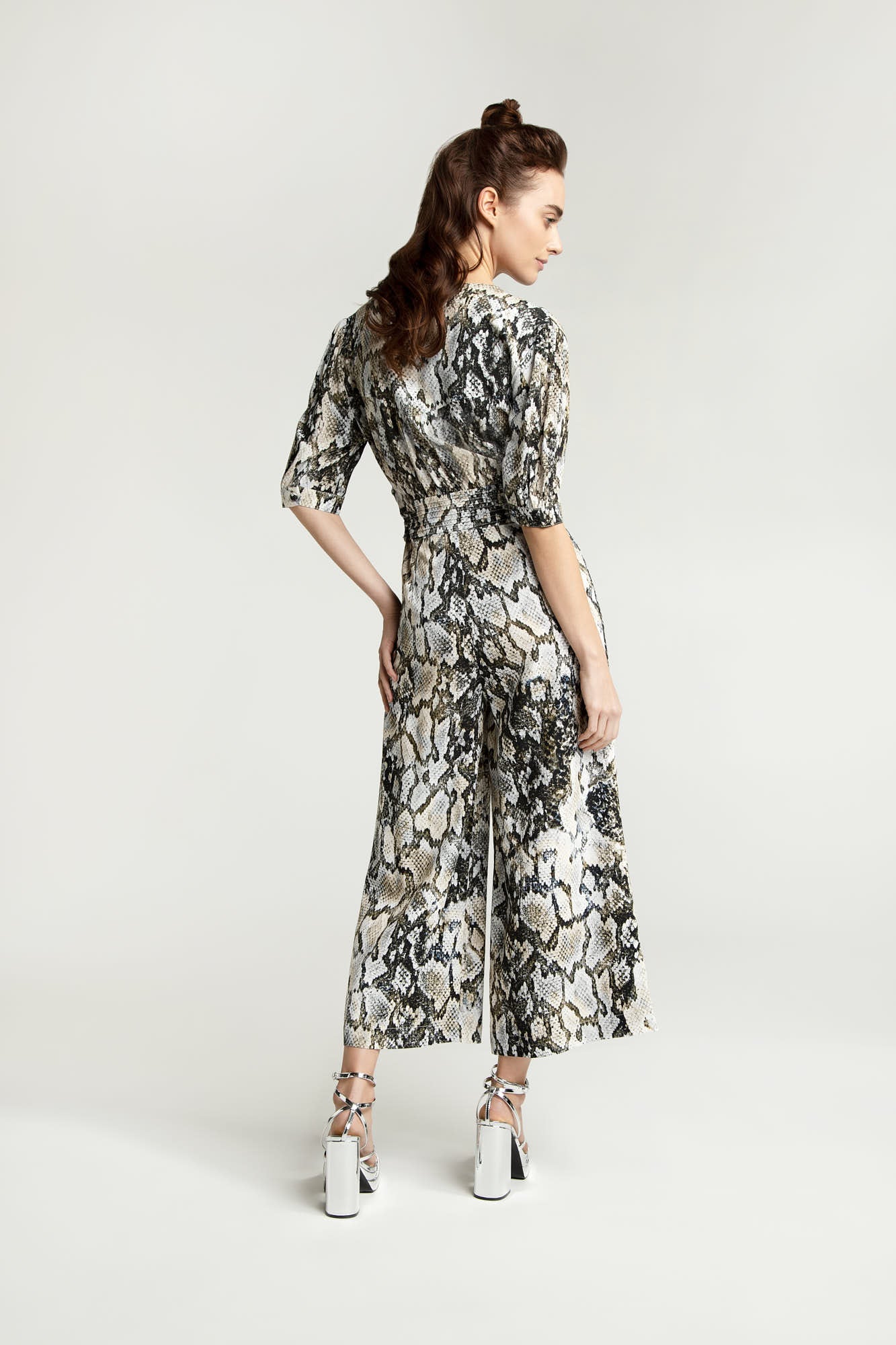 Jumpsuit QUENDOLINE with medium-length sleeves in animal print by LOVJOI made of Ecovero™ (ST) 