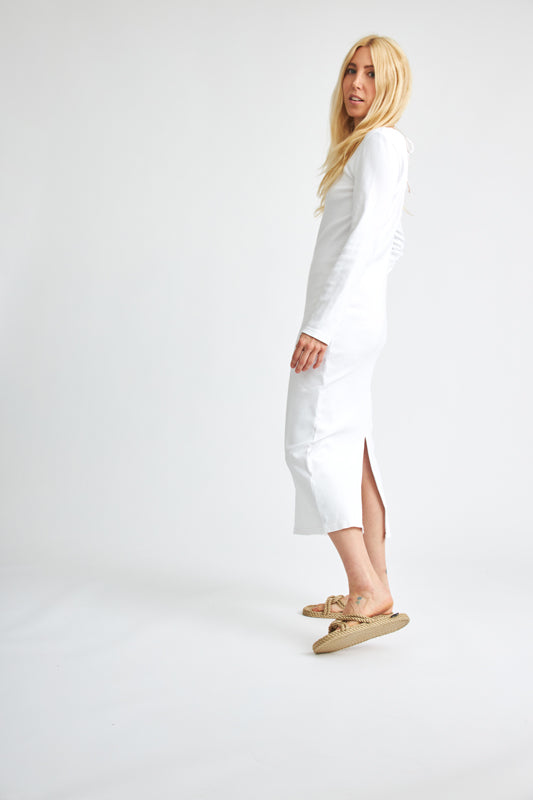 White Bina dress made of organic cotton from Baige the Label 