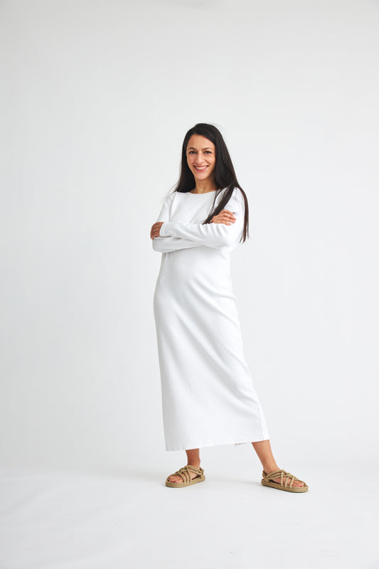 White Bina dress made of organic cotton from Baige the Label 