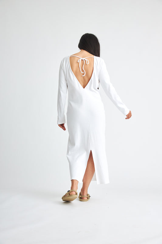 White Bina dress made of organic cotton from Baige the Label 