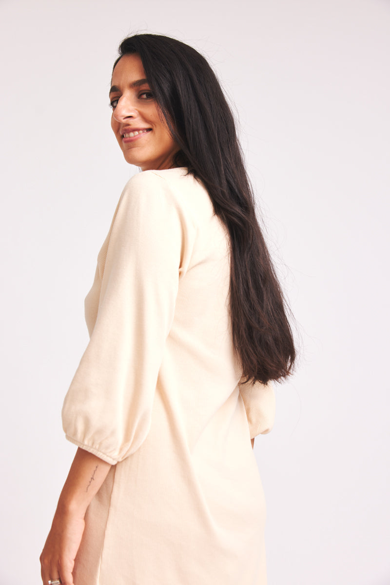 Natural-colored Bruni dress made of organic cotton by Baige the Label