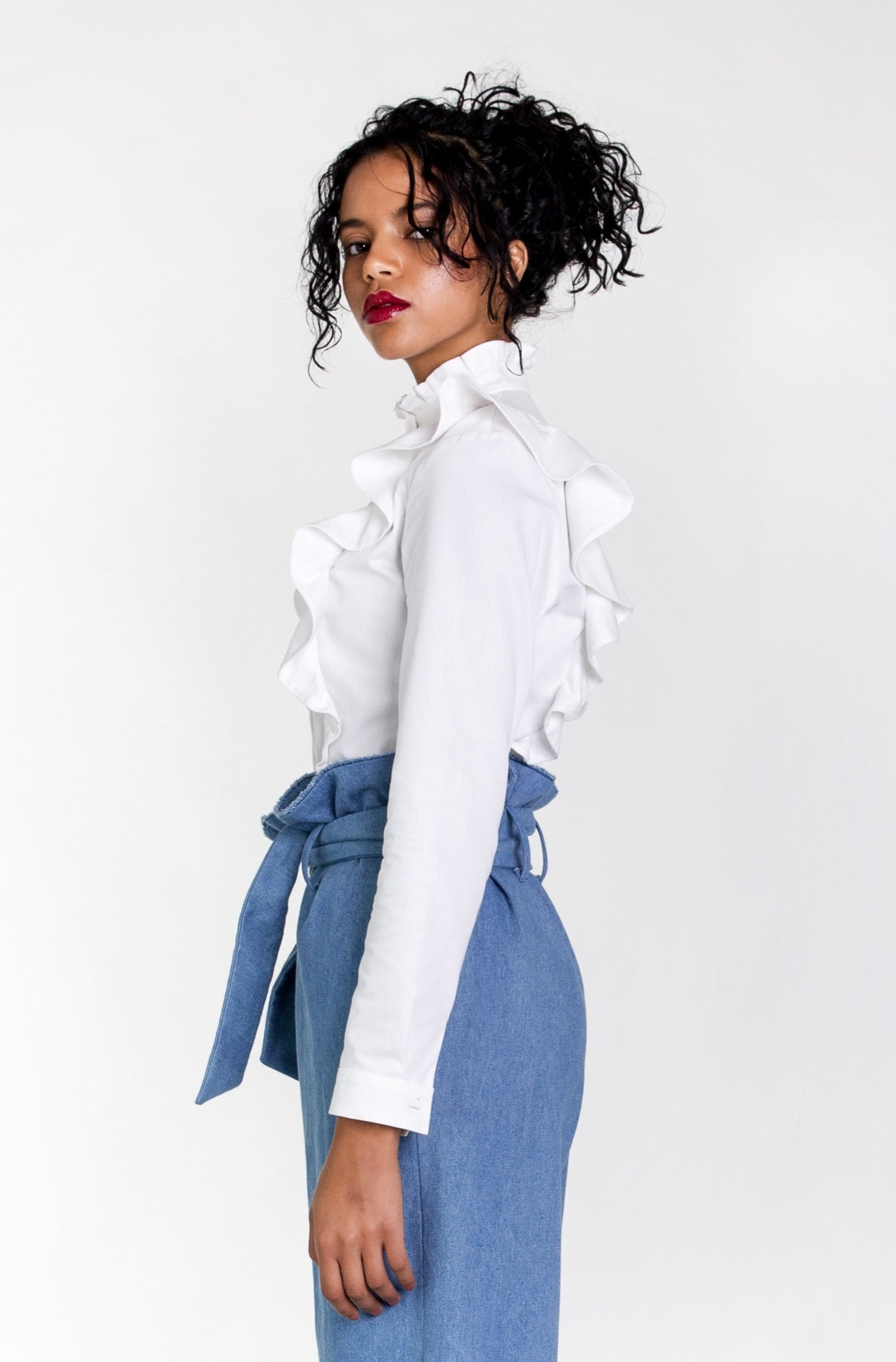 Frilled blouse FREIJA made from 100% organic cotton by SANIKAI Made-to-Order
