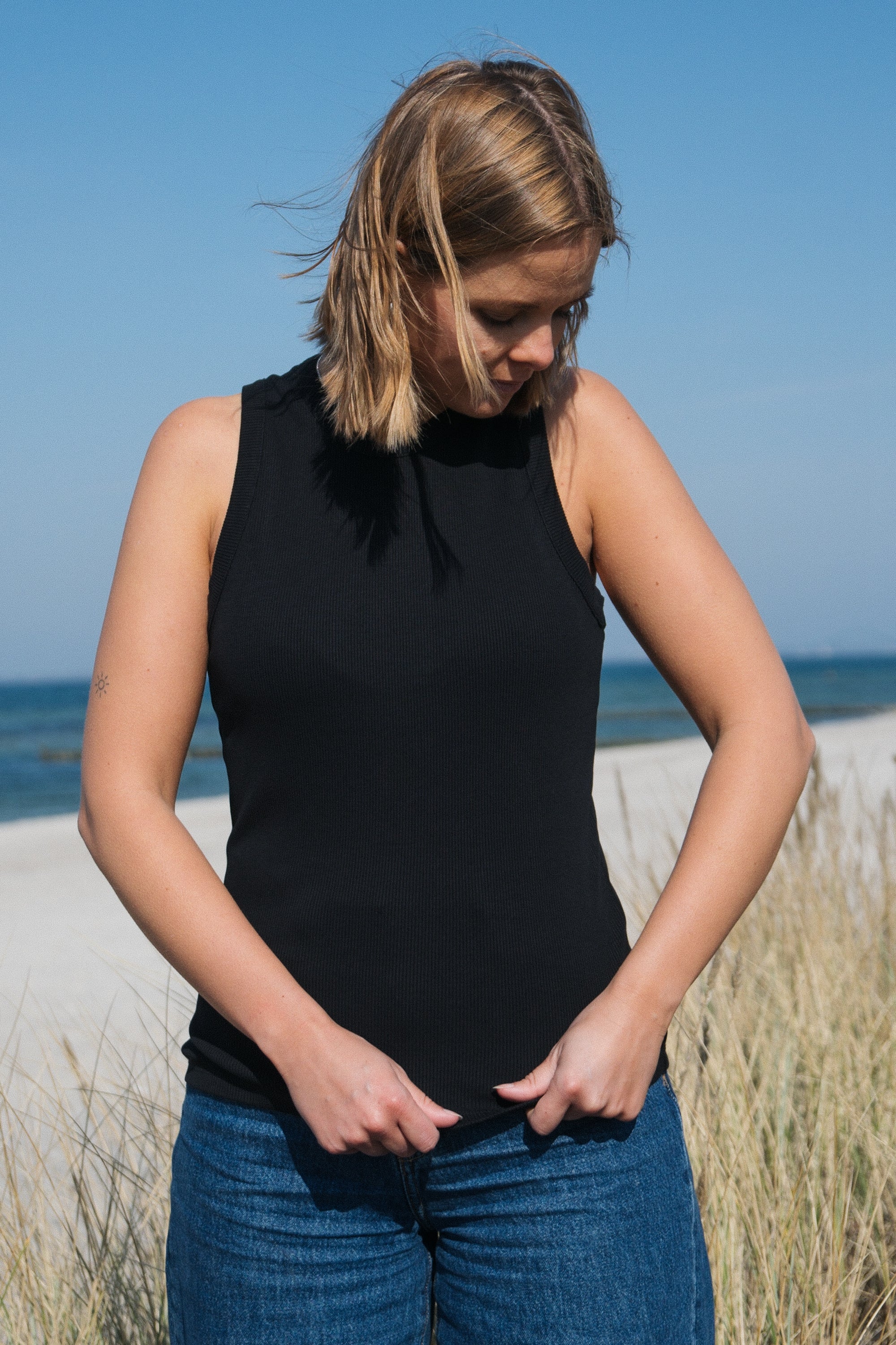 Top Alva in black by Salzwasser made from organic cotton