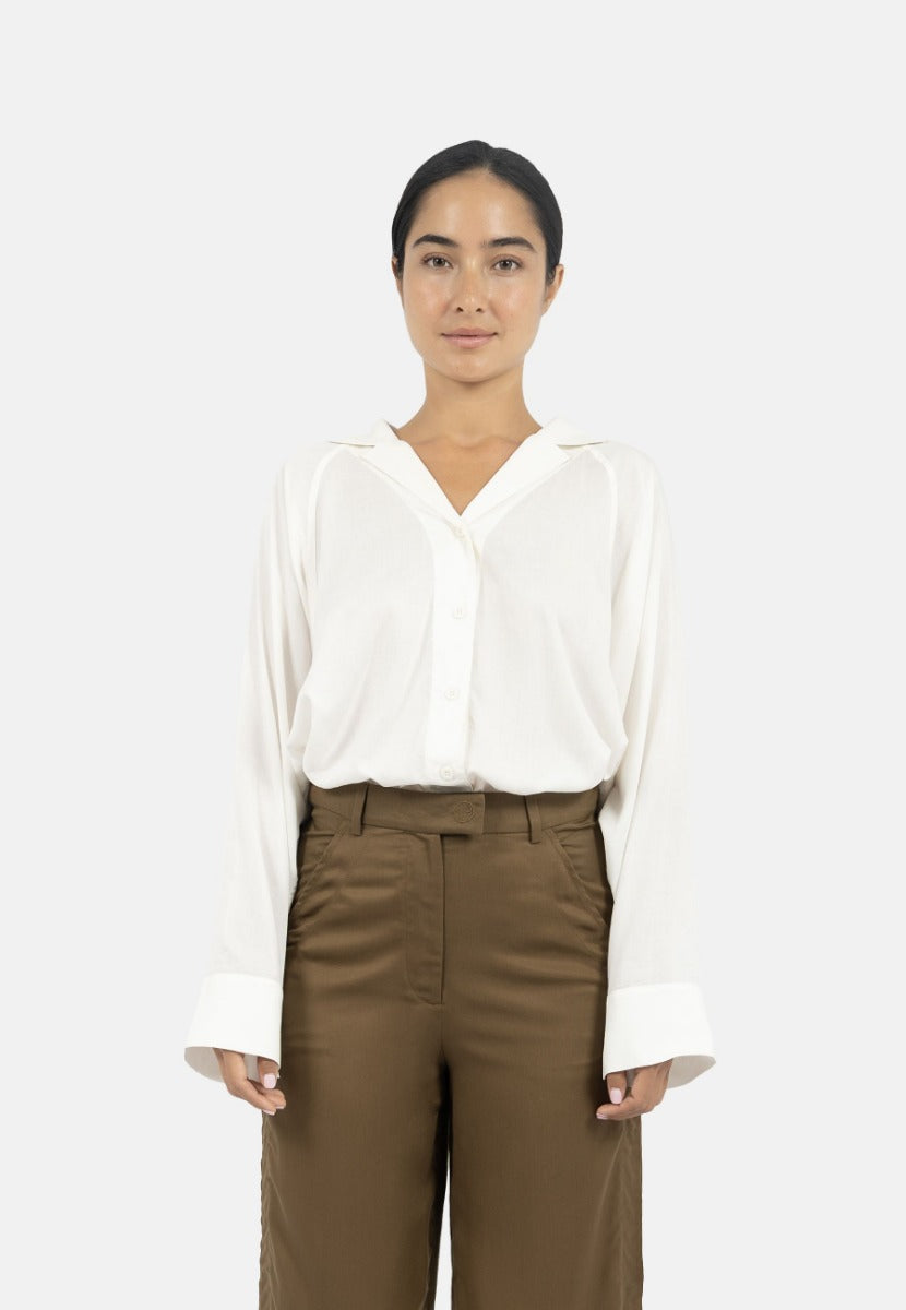 White blouse Siena Batwing made of 100% Tencel by 1 People