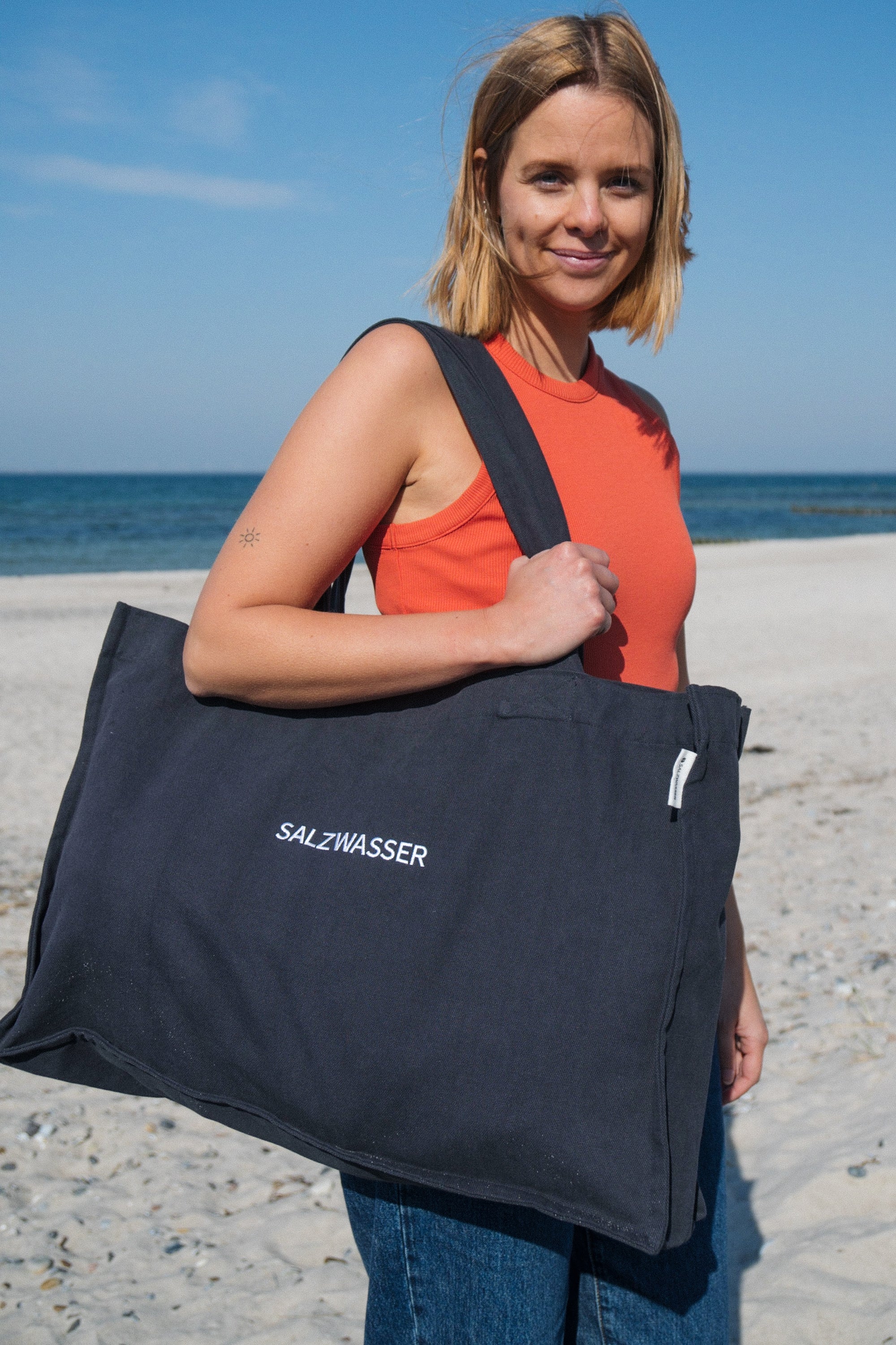 Shopper beach bag dark blue made of organic cotton canvas from Salzwasser