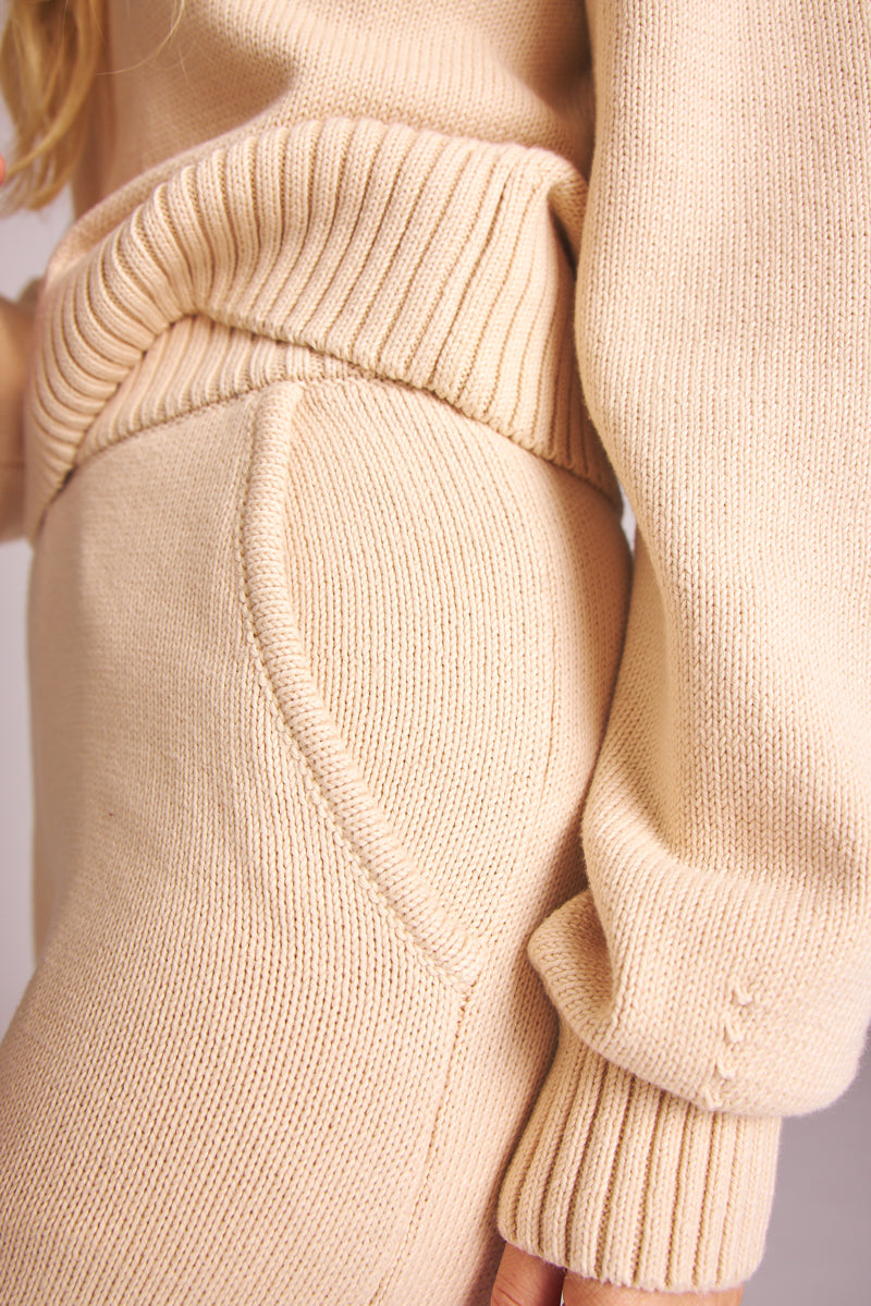 Pantalon tricoté de couleur naturelle Charlie en coton 100% biologique de Baige the Label