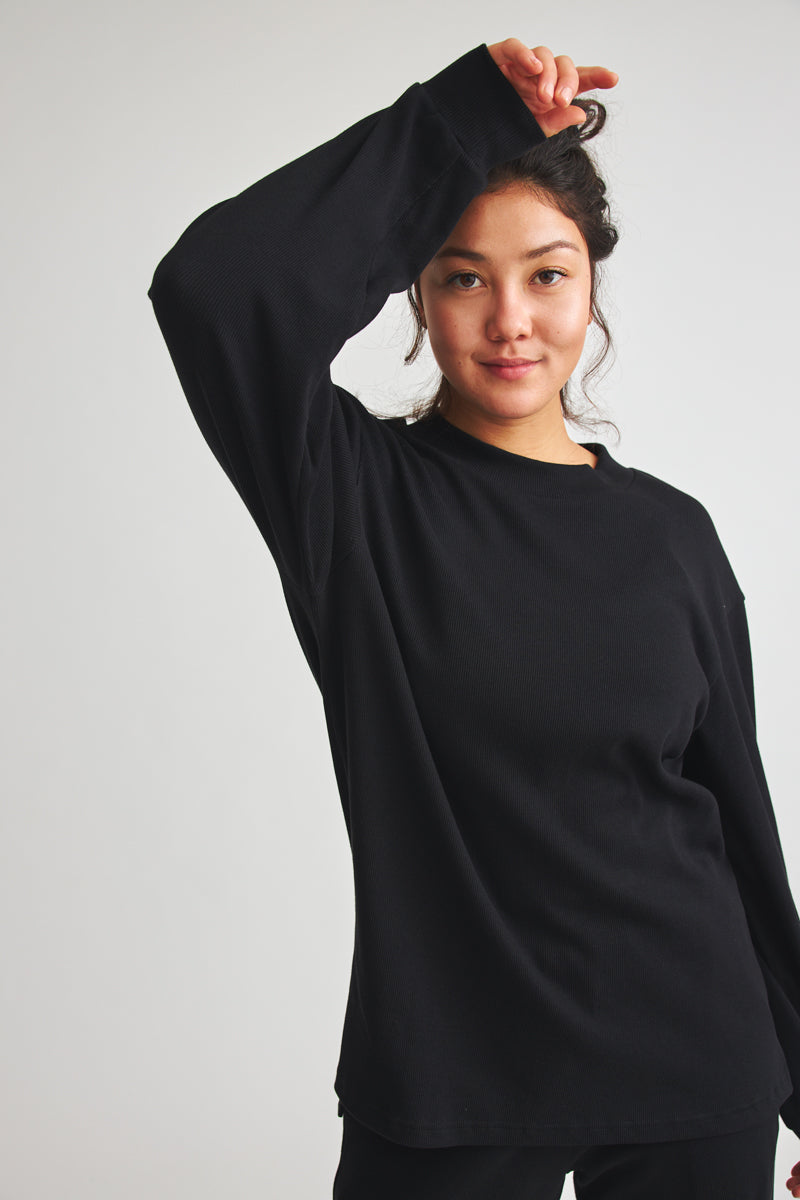 Black organic cotton Bex sweatshirt from Baige the Label